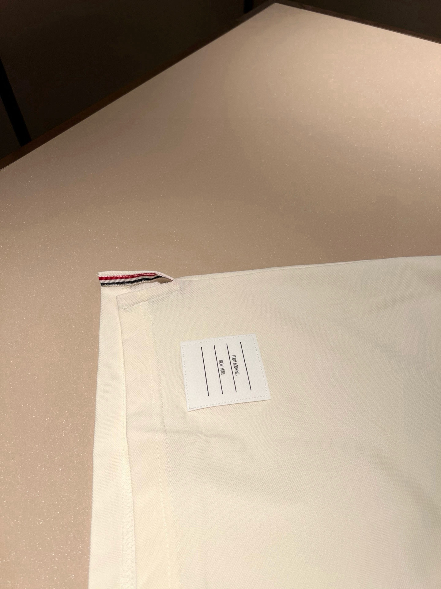 ThomBrow*e汤姆*朗 ~2026春夏新品！官网同步有售，休闲经典翻领短袖Polo衫，独特设计魅力