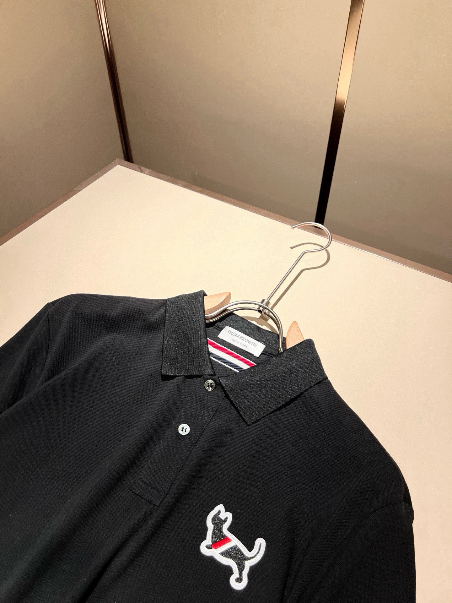 ThomBrow*e汤姆*朗 ~2026春夏新品！官网同步有售，休闲经典翻领短袖Polo衫，独特设计魅力