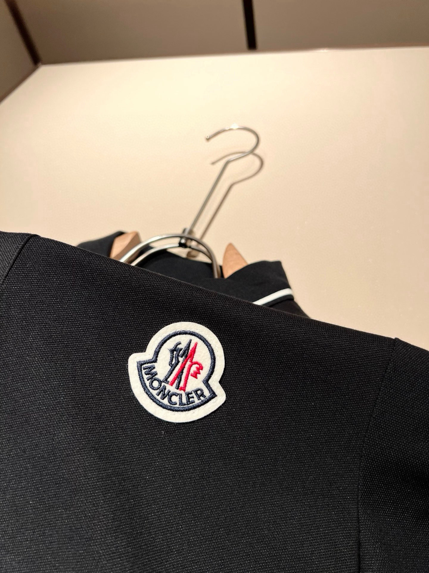 MON蒙**口2026春夏新款男士原单男士短袖POLO衫，贸易公司货，官网同步发售！此类型的基础单品是每