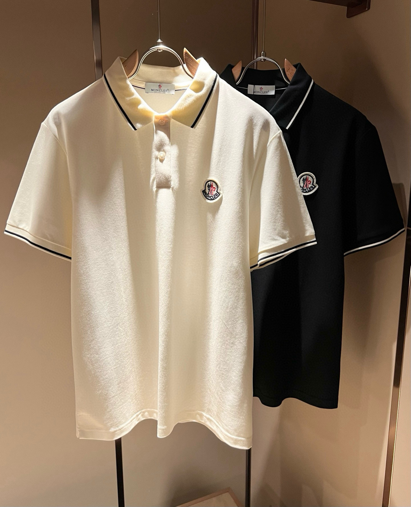 MON蒙**口2026春夏新款男士原单男士短袖POLO衫，贸易公司货，官网同步发售！此类型的基础单品是每