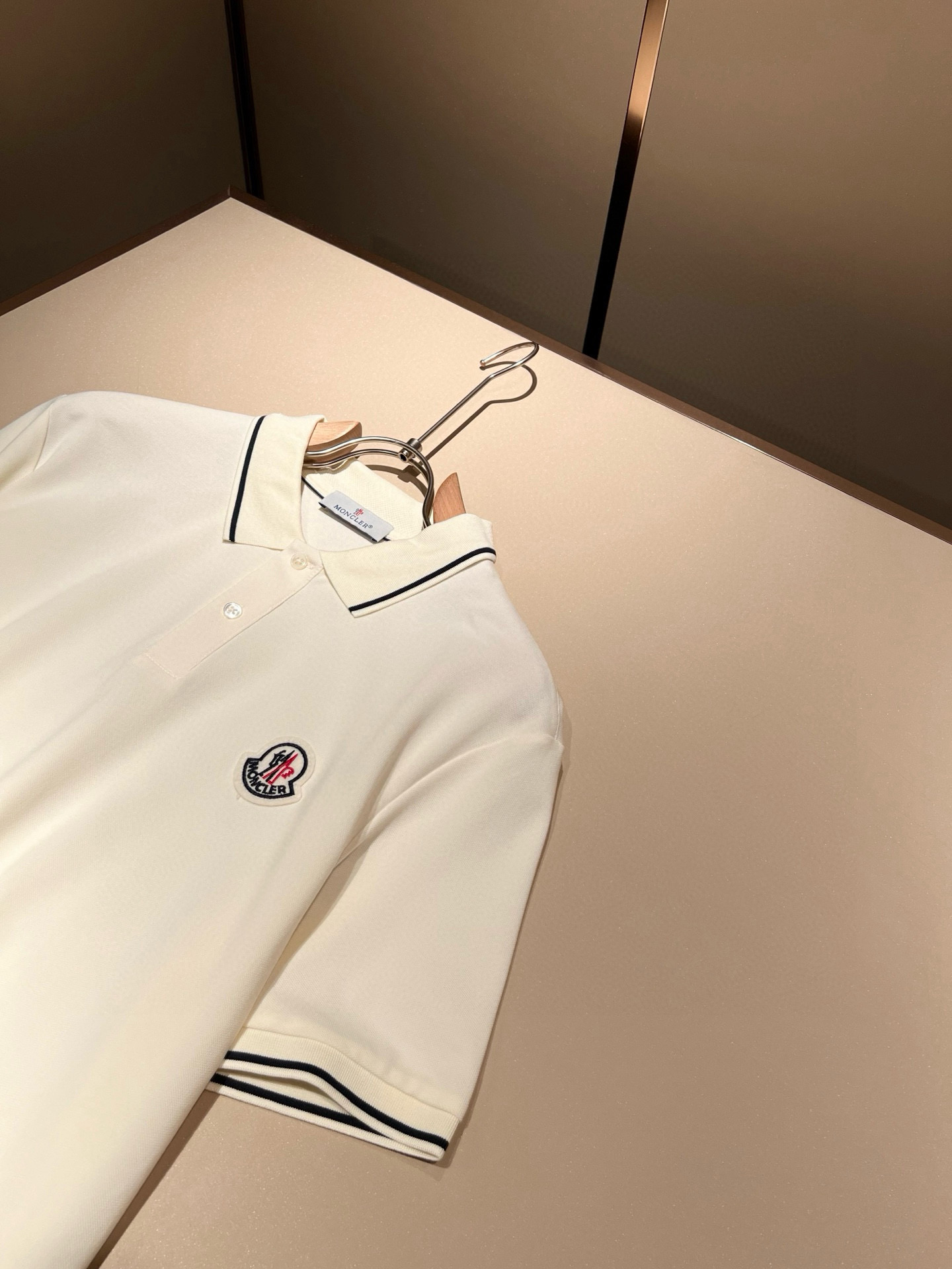 MON蒙**口2026春夏新款男士原单男士短袖POLO衫，贸易公司货，官网同步发售！此类型的基础单品是每