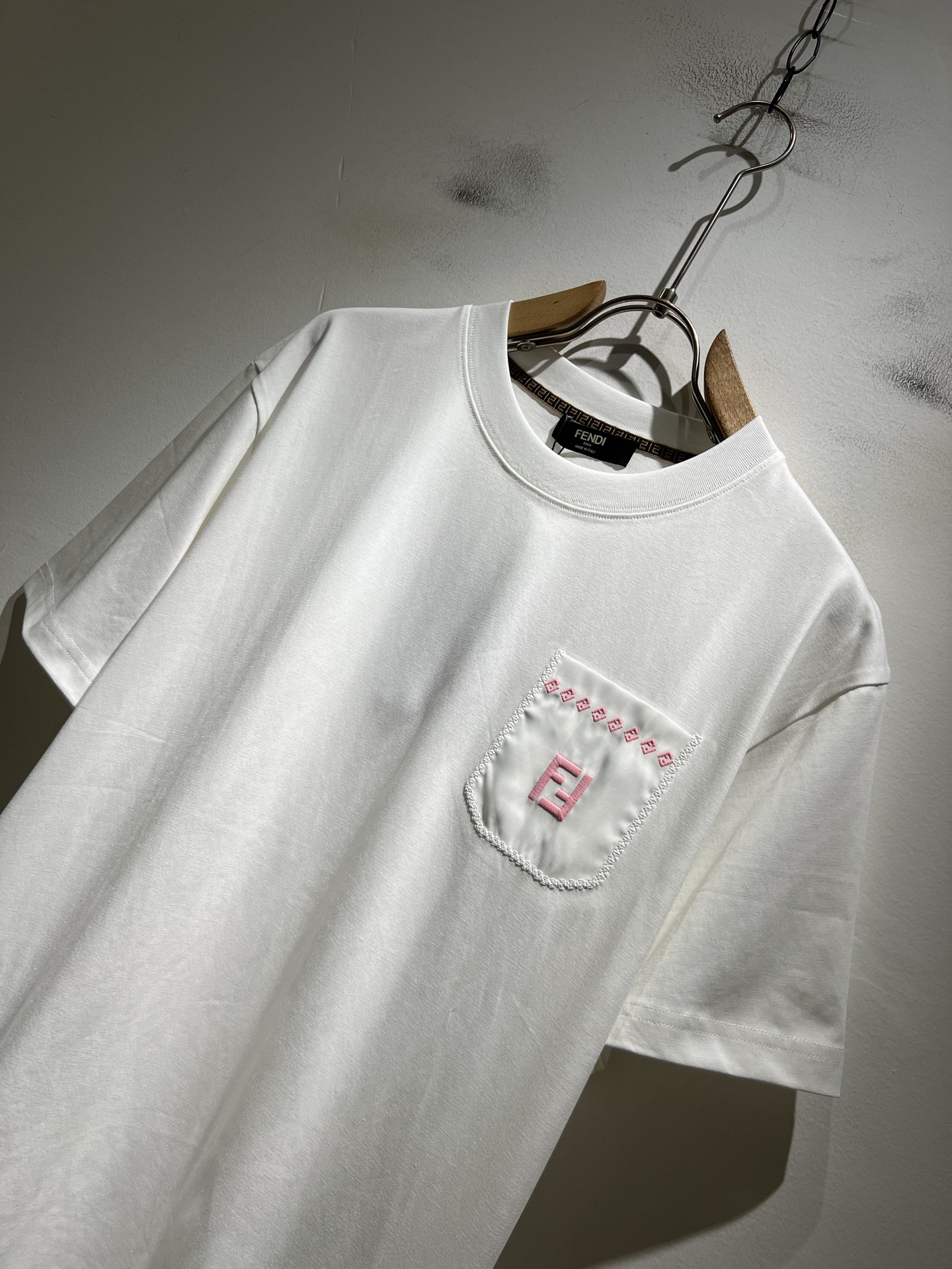 FEN*I 芬*迪2026春夏新款FD家族FF男女同款👫短袖T恤，男女同款👫百搭极简短袖。意大利原厂订单