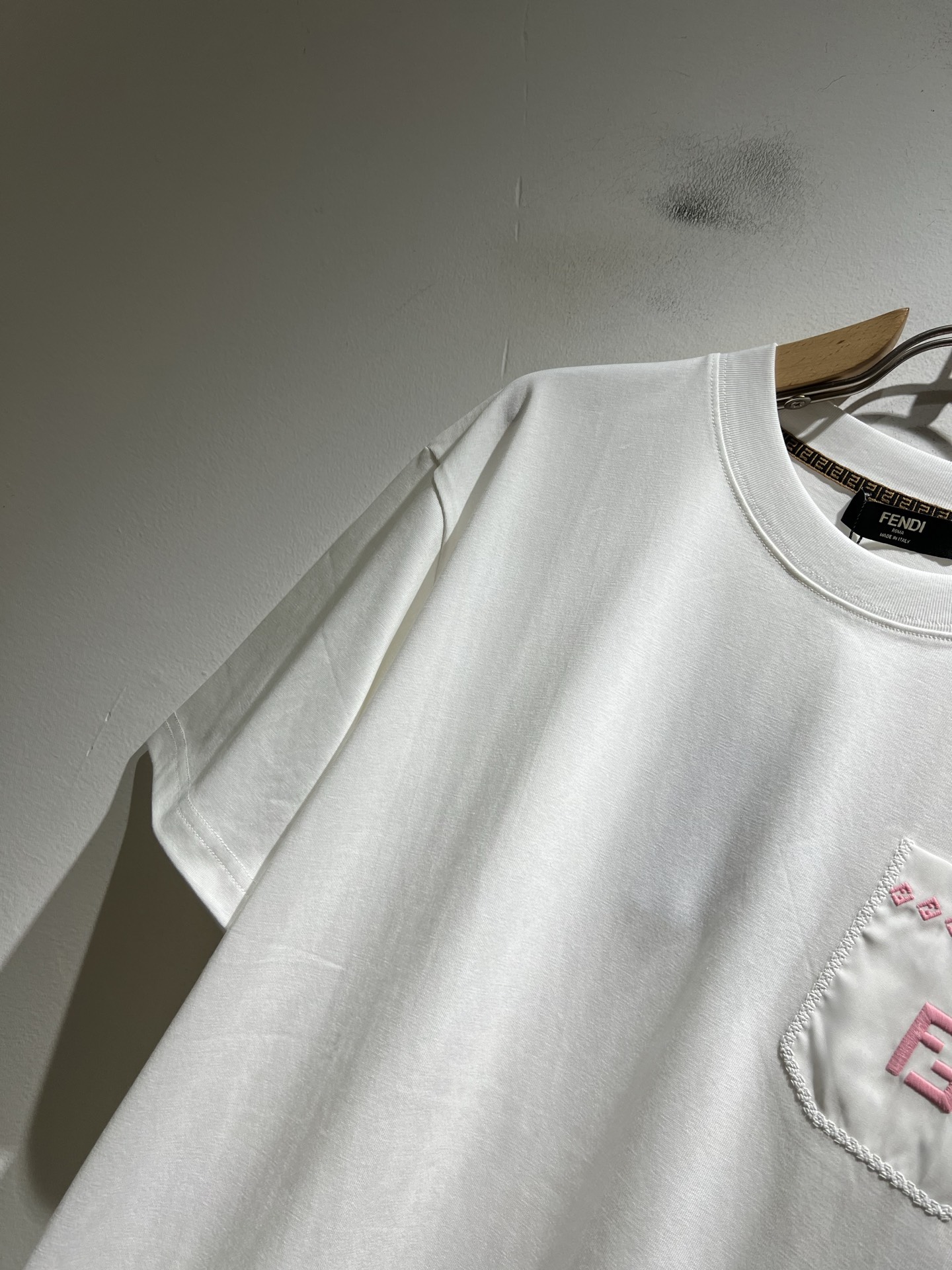 FEN*I 芬*迪2026春夏新款FD家族FF男女同款👫短袖T恤，男女同款👫百搭极简短袖。意大利原厂订单