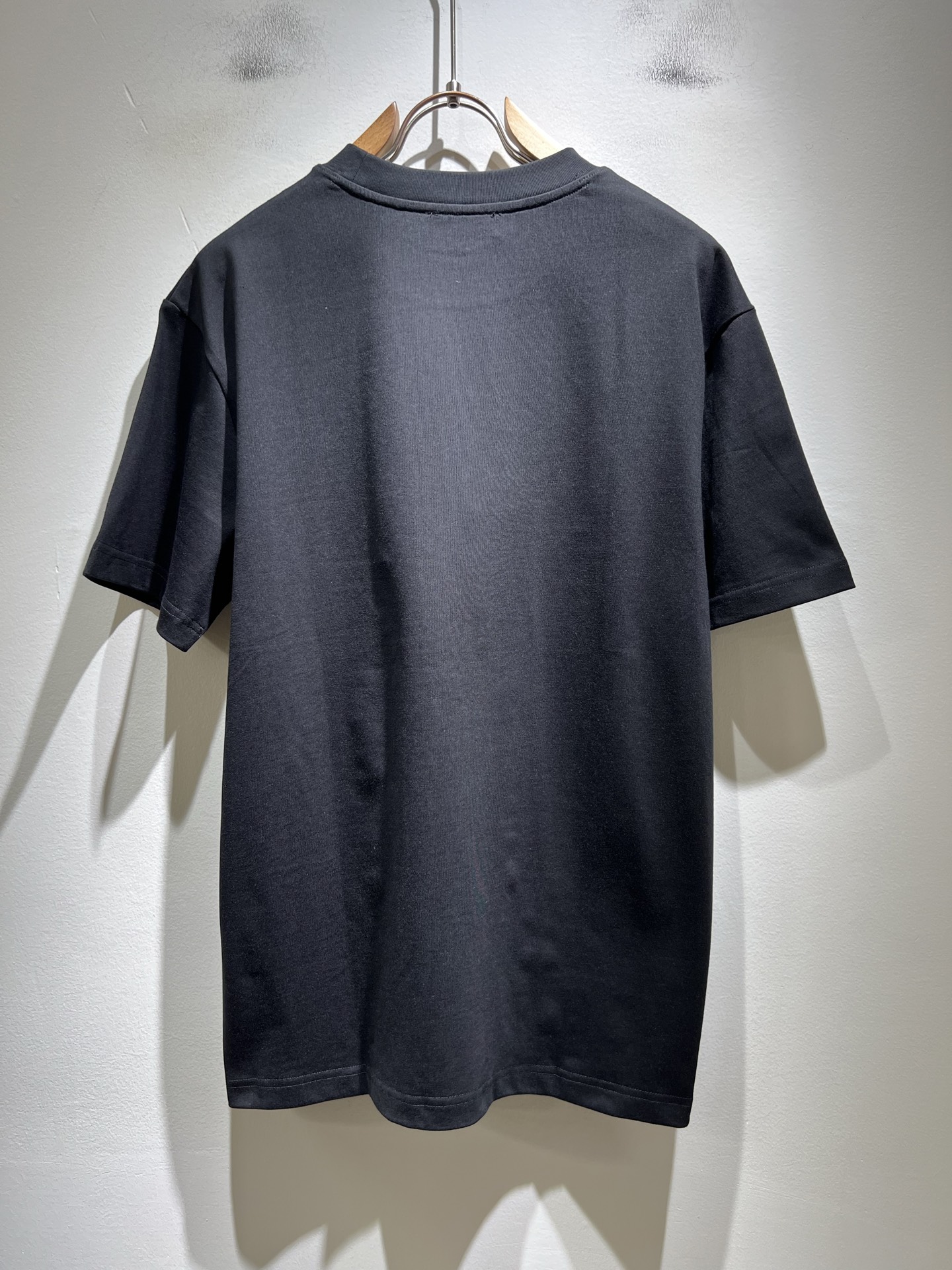 FEN*I 芬*迪2026春夏新款FD家族FF男女同款👫短袖T恤，男女同款👫百搭极简短袖。意大利原厂订单