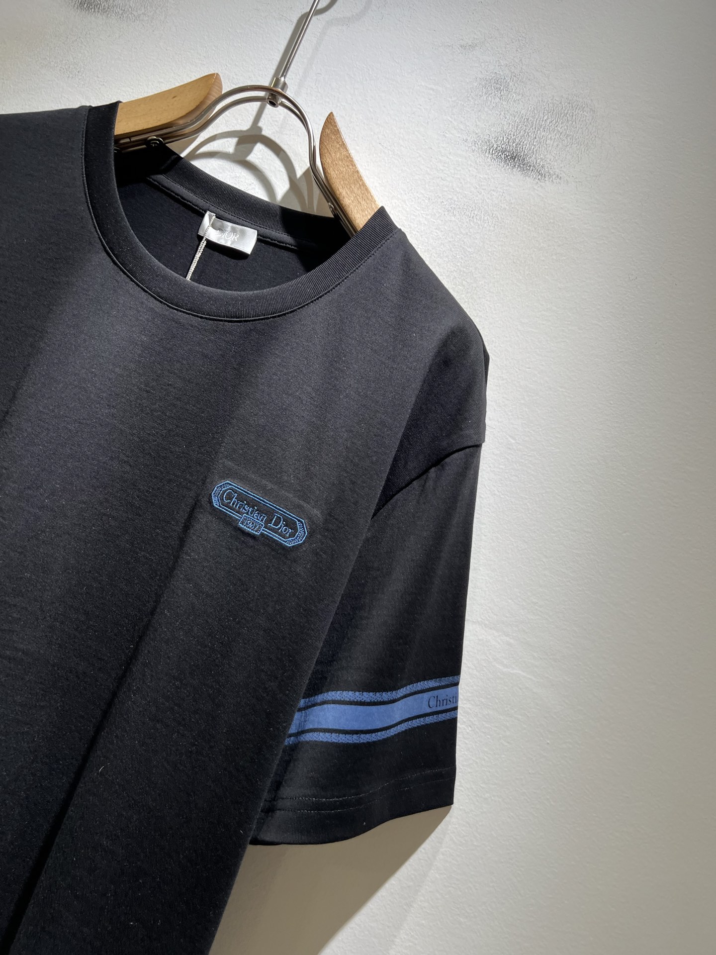 Dio*迪家 2026春夏新款男女同款👫短袖T恤，专柜同步发售！定制专属260克纯棉面料，定制原版工艺螺