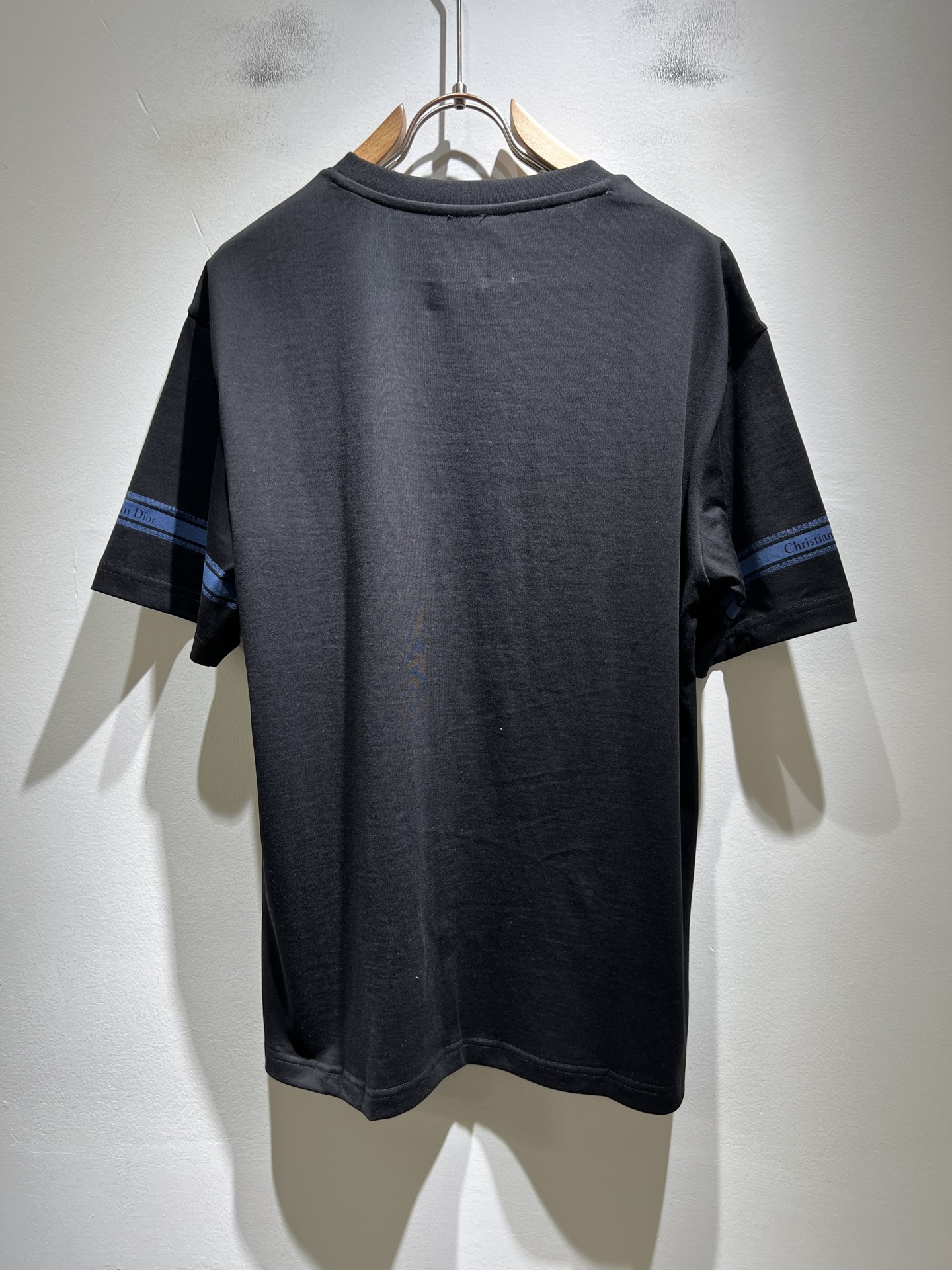 Dio*迪家 2026春夏新款男女同款👫短袖T恤，专柜同步发售！定制专属260克纯棉面料，定制原版工艺螺