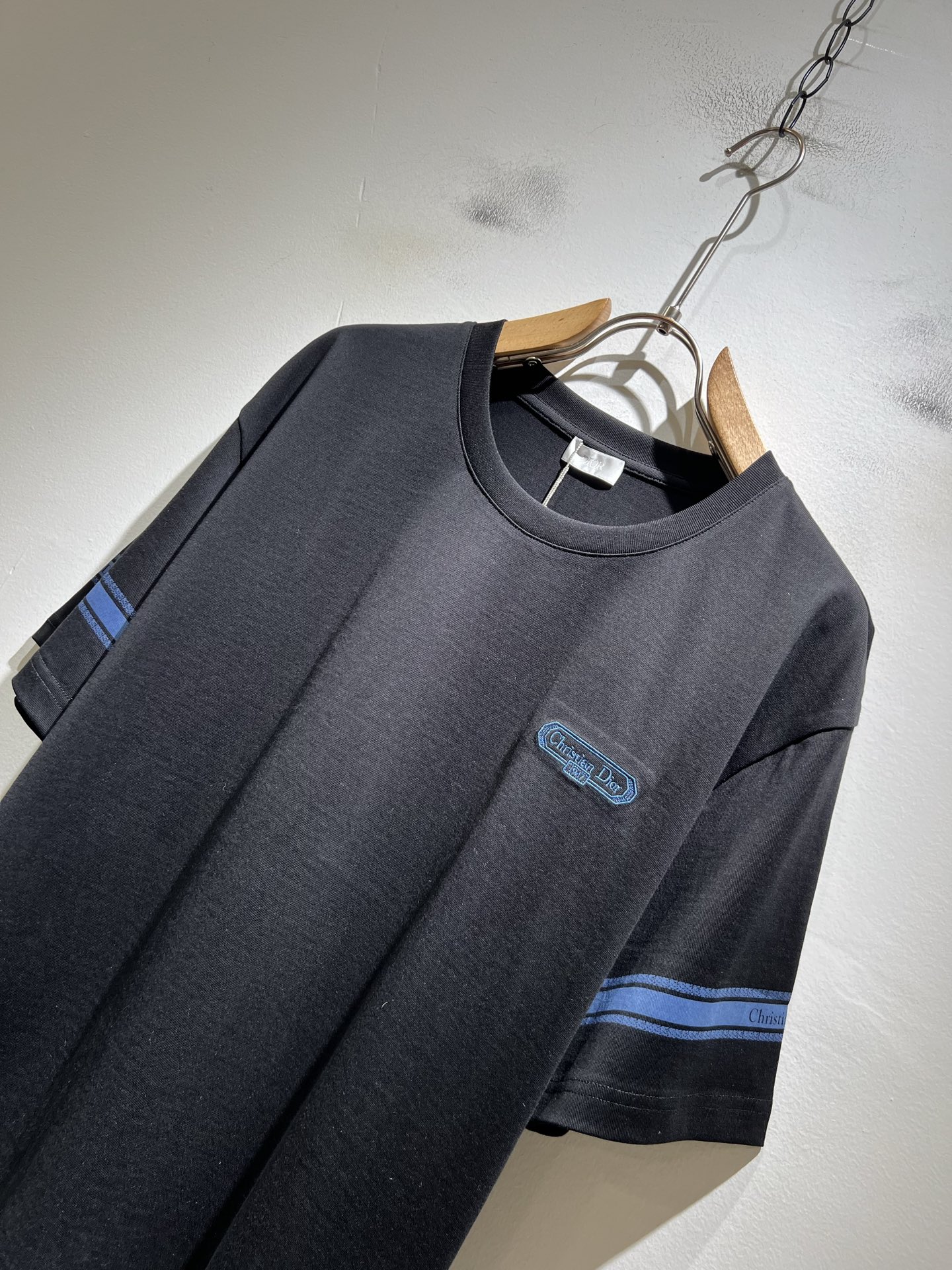 Dio*迪家 2026春夏新款男女同款👫短袖T恤，专柜同步发售！定制专属260克纯棉面料，定制原版工艺螺