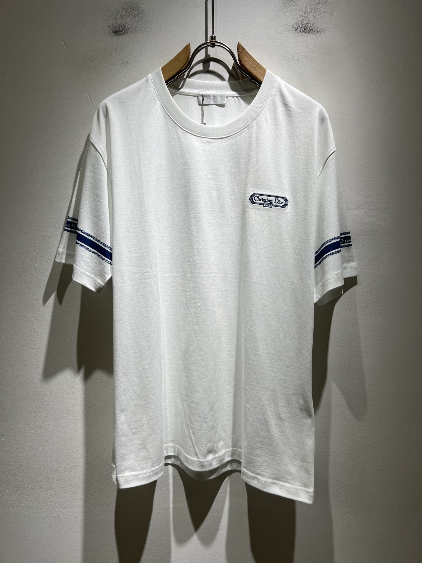 Dio*迪家 2026春夏新款男女同款👫短袖T恤，专柜同步发售！定制专属260克纯棉面料，定制原版工艺螺