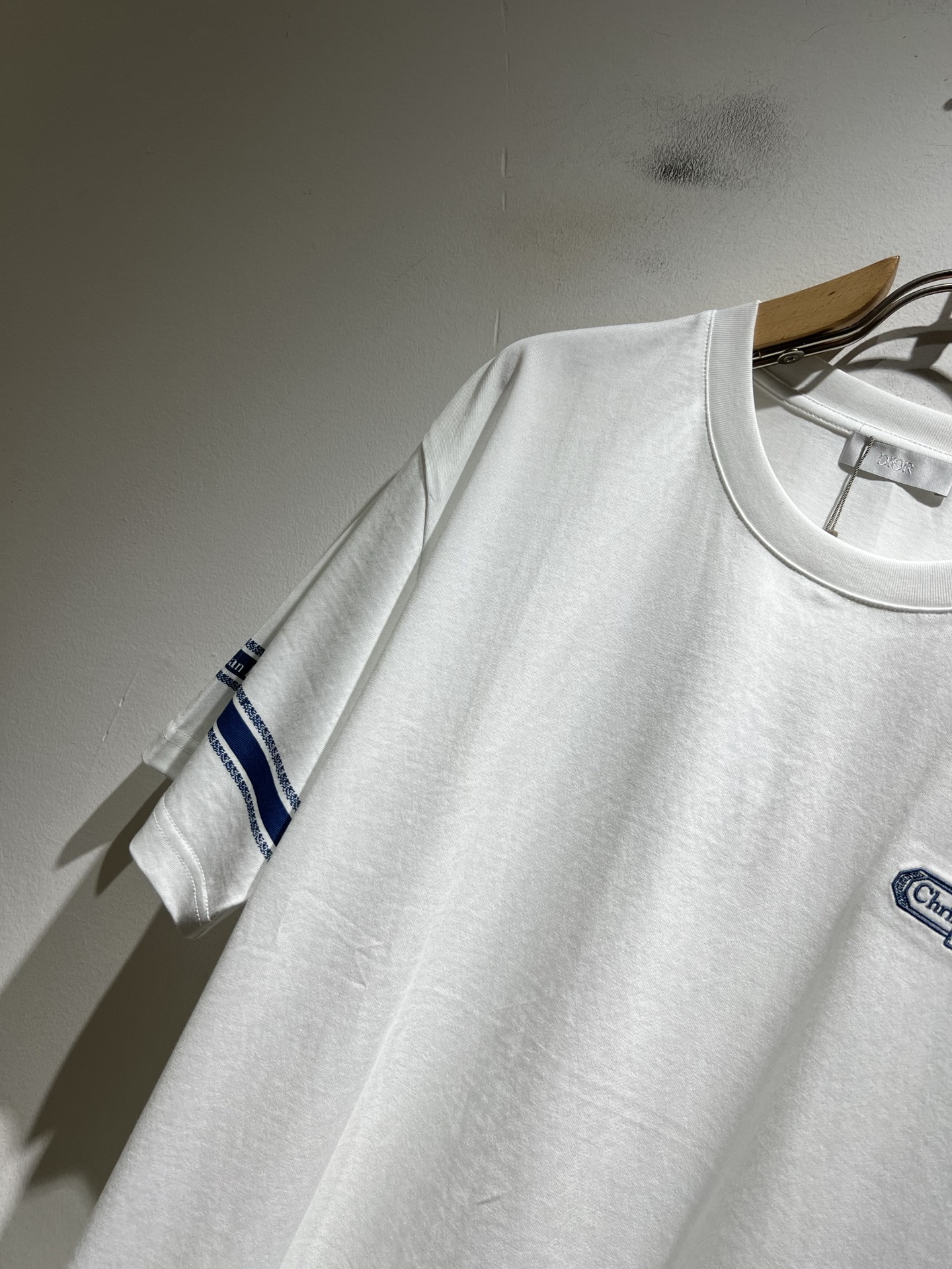 Dio*迪家 2026春夏新款男女同款👫短袖T恤，专柜同步发售！定制专属260克纯棉面料，定制原版工艺螺