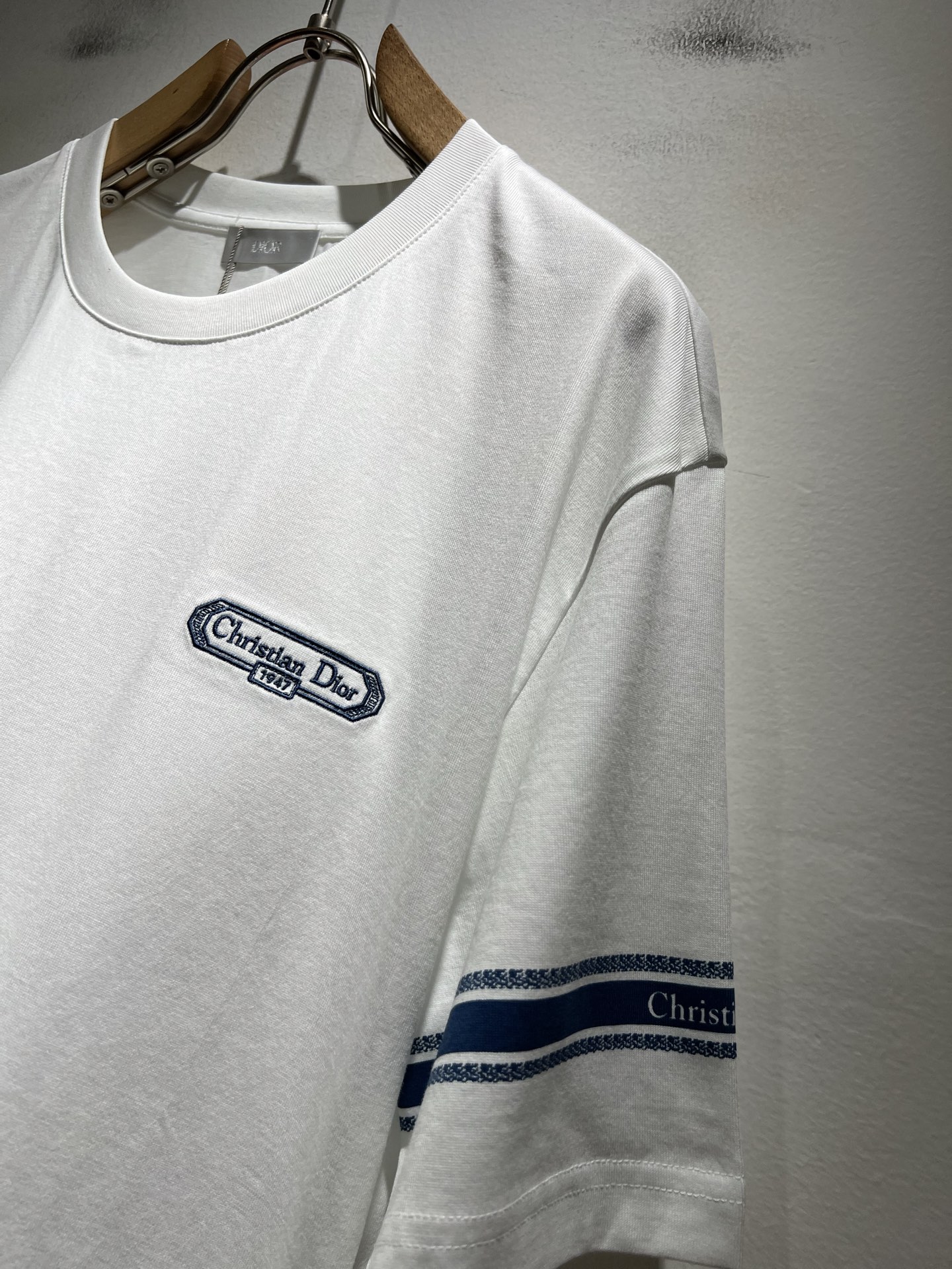 Dio*迪家 2026春夏新款男女同款👫短袖T恤，专柜同步发售！定制专属260克纯棉面料，定制原版工艺螺