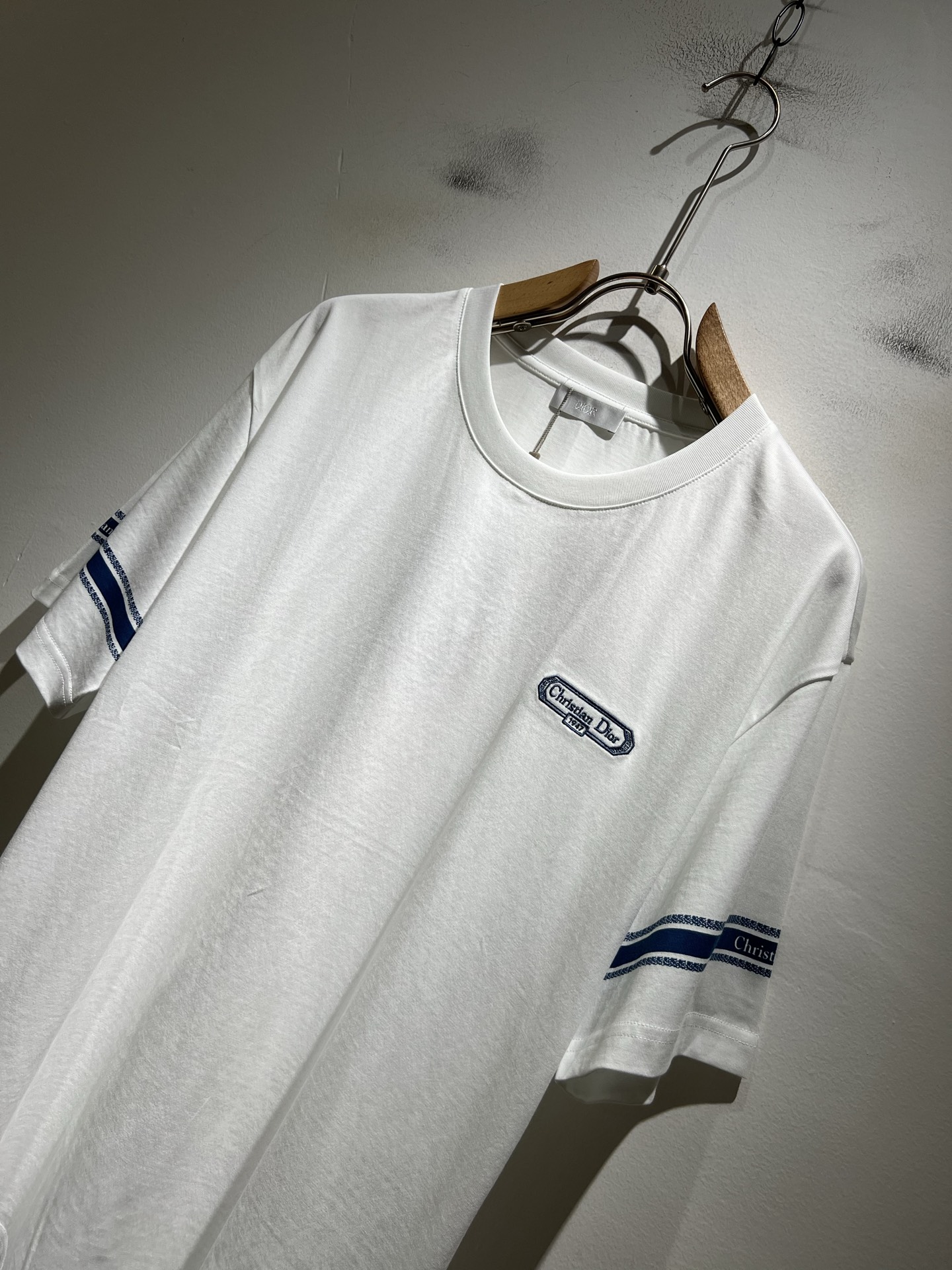 Dio*迪家 2026春夏新款男女同款👫短袖T恤，专柜同步发售！定制专属260克纯棉面料，定制原版工艺螺