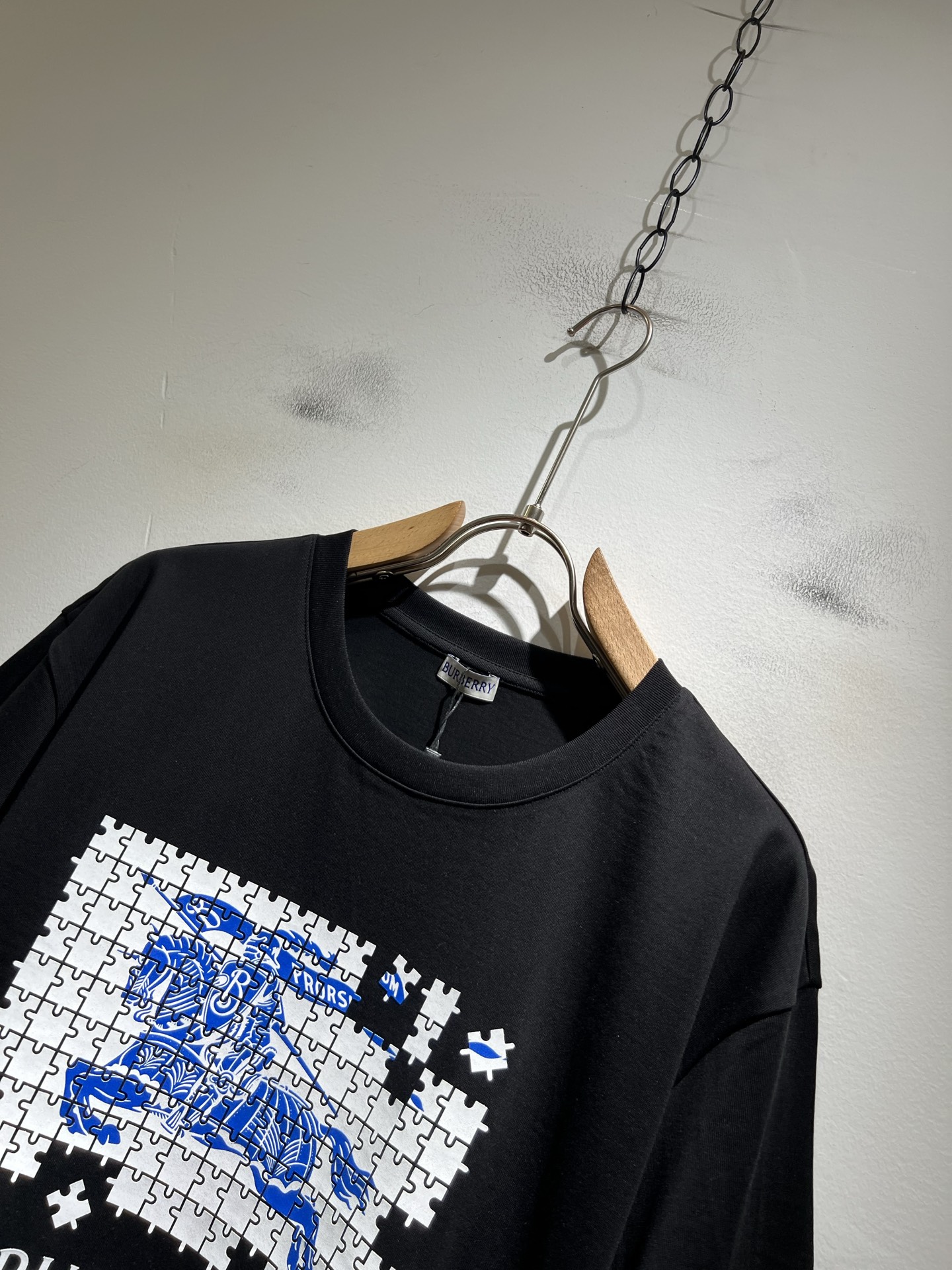 BURBER*Y巴*莉2026春夏新品短袖T恤，重磅来袭，最近比较火热的环保纯棉面料制作而成，高端户外运