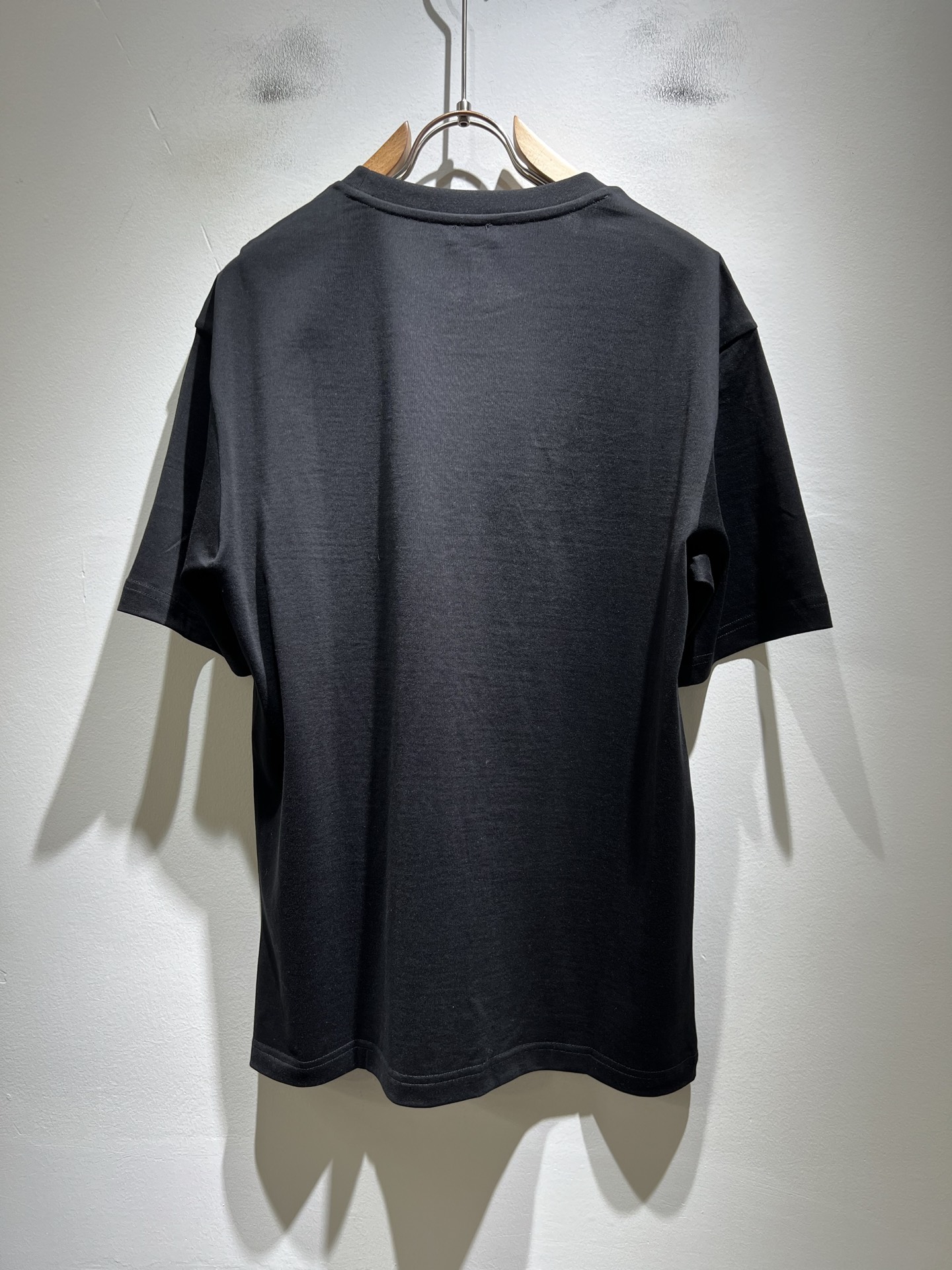 BURBER*Y巴*莉2026春夏新品短袖T恤，重磅来袭，最近比较火热的环保纯棉面料制作而成，高端户外运