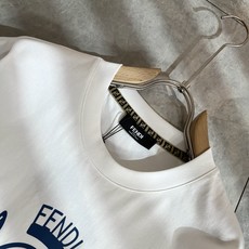 FEN*I 芬*迪2026春夏新款FD家族FF男女同款👫短袖T恤,男女同款👫百搭极简短袖。意大利原厂订单 FEN*I 芬*迪2026春夏新款FD家族FF男女同款👫短袖T恤,男女同款👫百搭极简短袖。意大利原厂订单