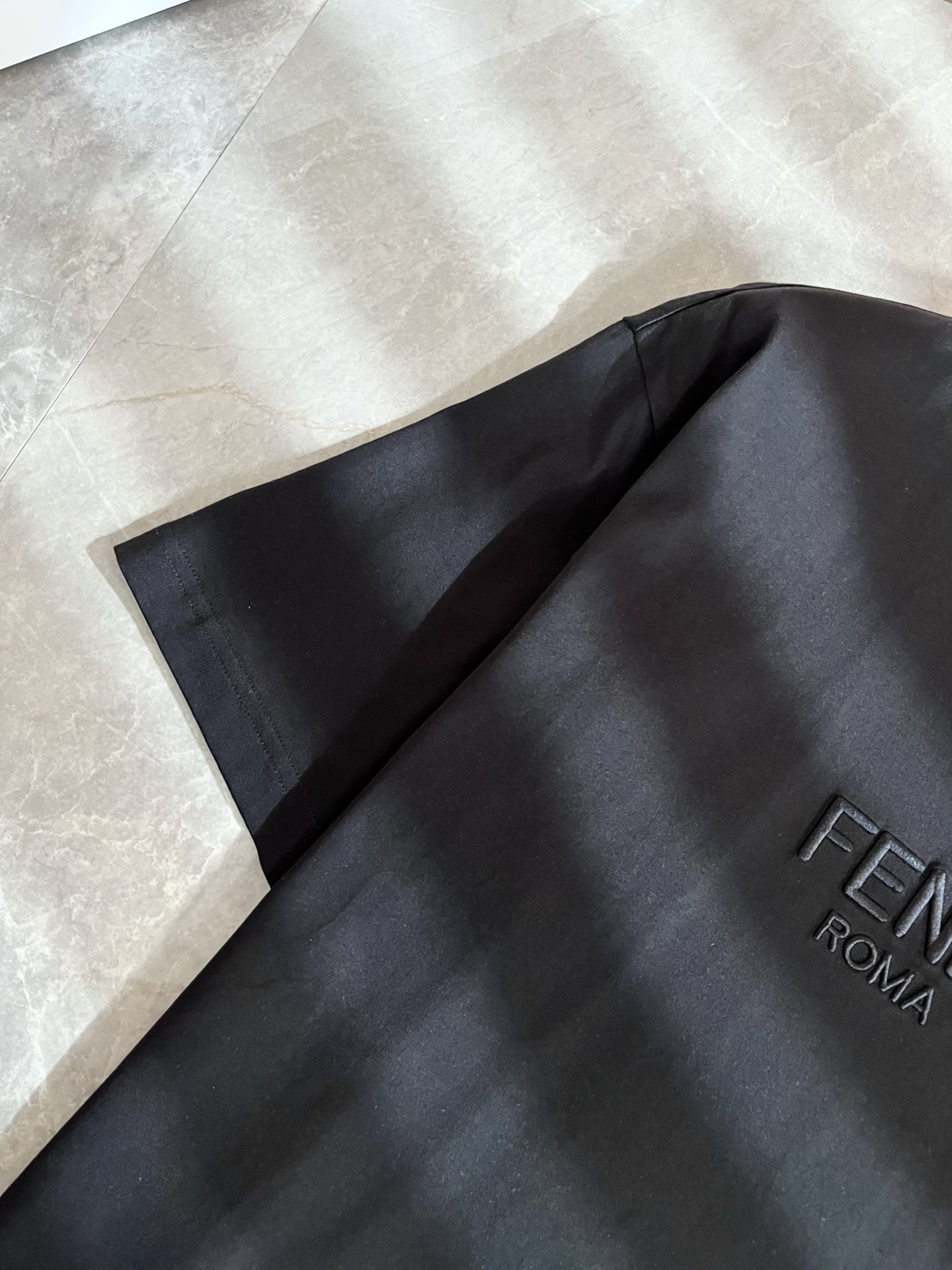 FEN*I 芬*迪2026春夏新款FD家族FF男女同款👫短袖T恤，男女同款👫百搭极简短袖。意大利原厂订单