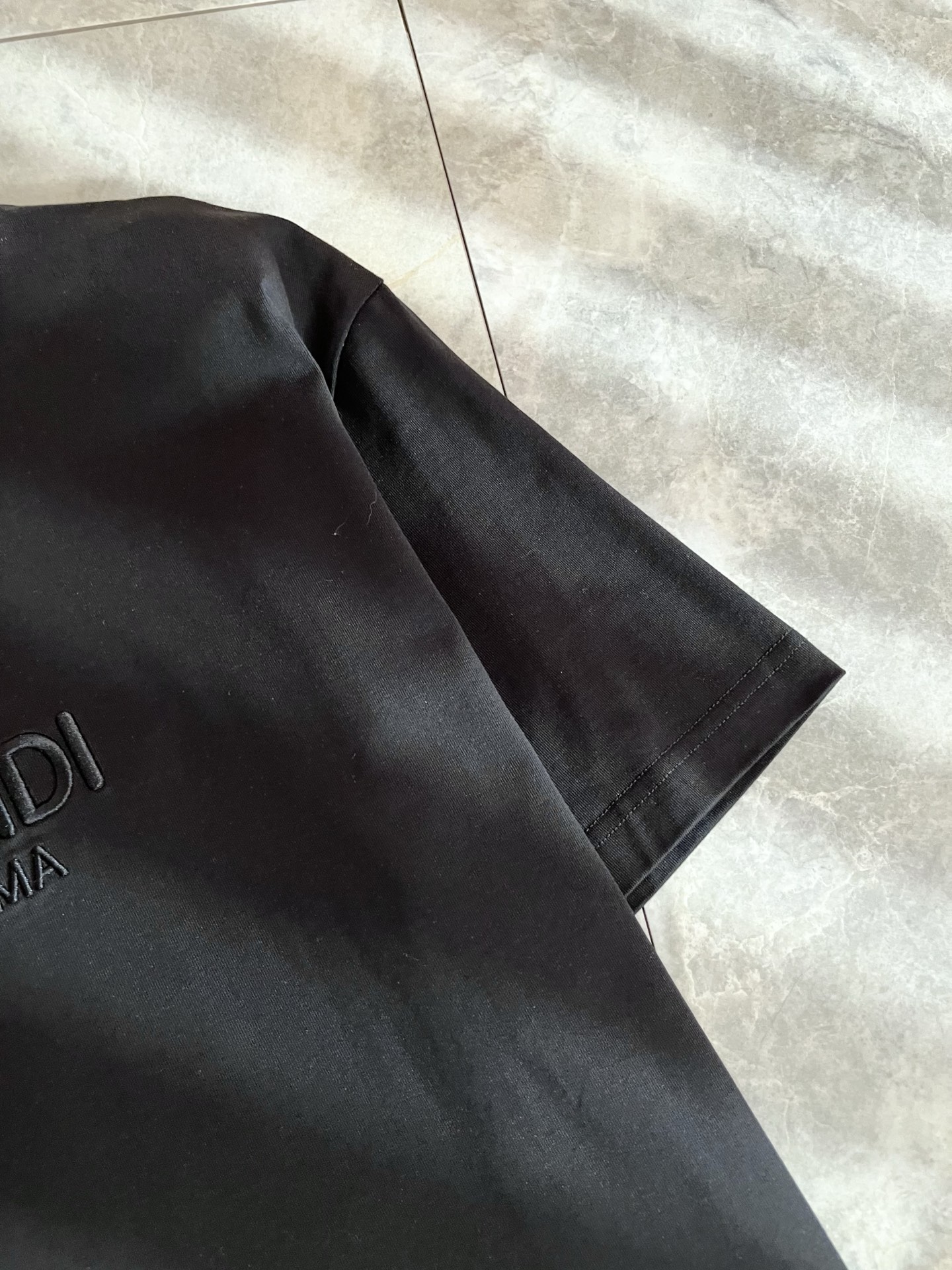 FEN*I 芬*迪2026春夏新款FD家族FF男女同款👫短袖T恤，男女同款👫百搭极简短袖。意大利原厂订单