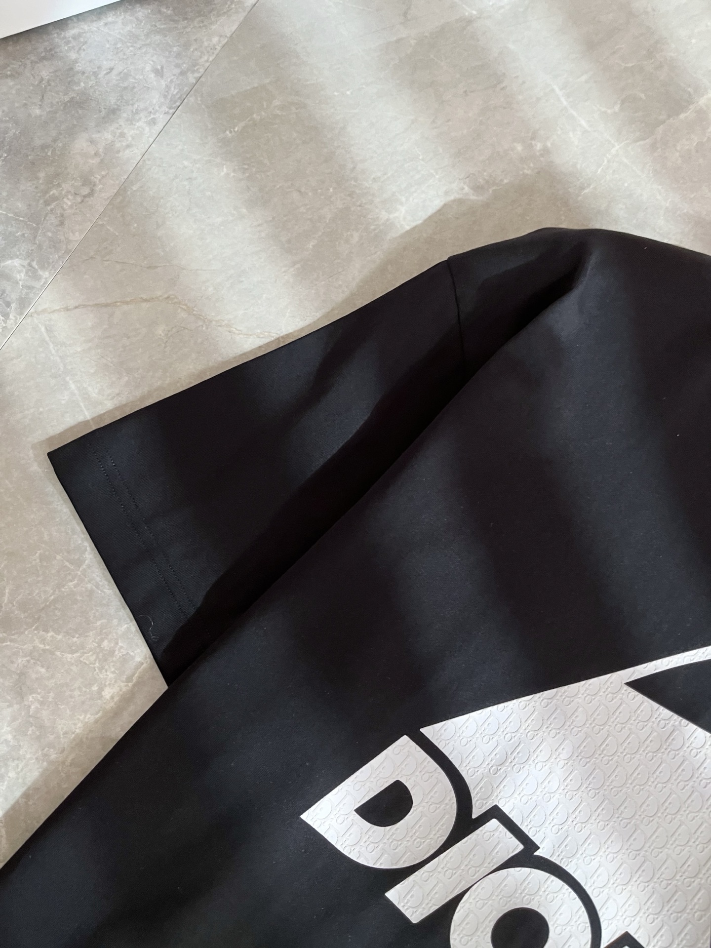 Dio*迪家 2026春夏新款男女同款👫短袖T恤，专柜同步发售！定制专属260克纯棉面料，定制原版工艺螺