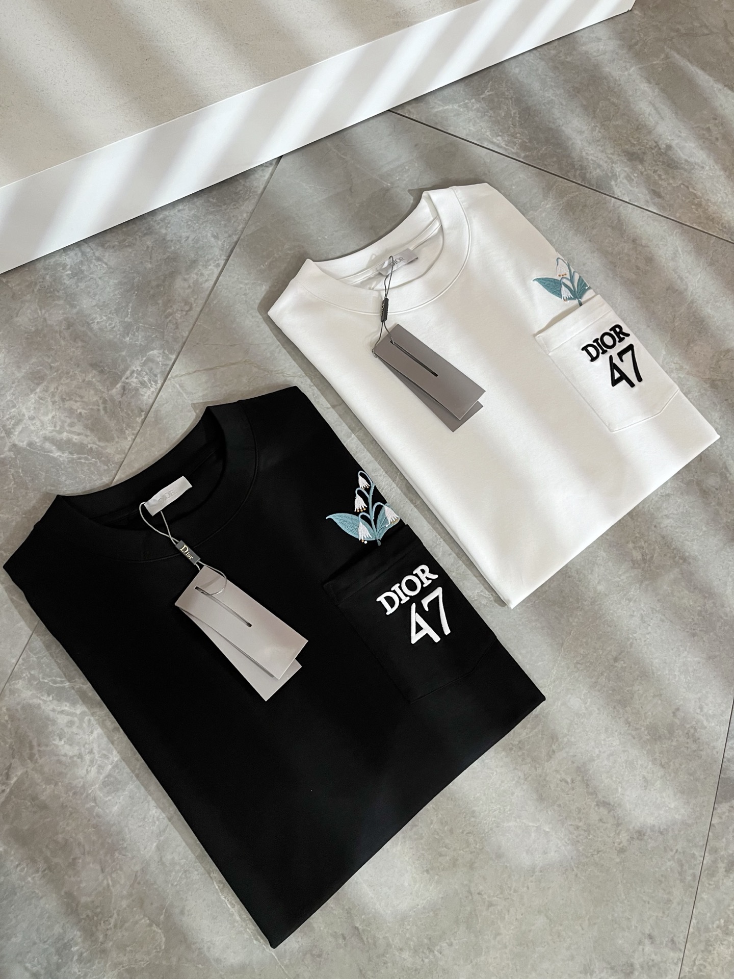 Dio*迪家 2026春夏新款男女同款👫短袖T恤，专柜同步发售！定制专属260克纯棉面料，定制原版工艺螺