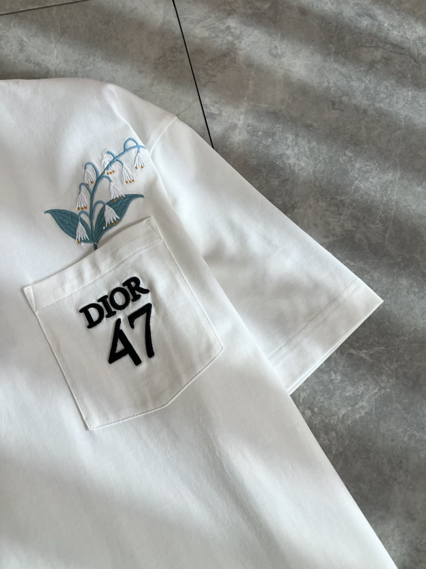 Dio*迪家 2026春夏新款男女同款👫短袖T恤，专柜同步发售！定制专属260克纯棉面料，定制原版工艺螺