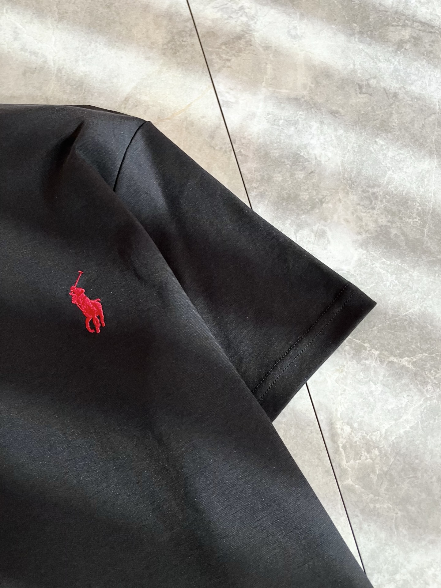 保罗POLOSPORT 2026春夏新款男士短袖T恤，简约纯色时尚款不乏有许多设计大咖们都对于纯色都有着