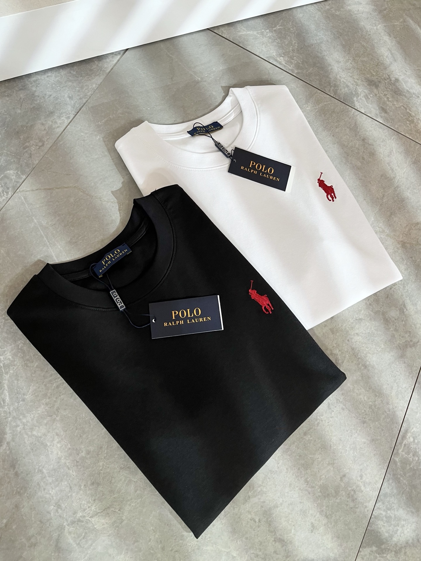 保罗POLOSPORT 2026春夏新款男士短袖T恤，简约纯色时尚款不乏有许多设计大咖们都对于纯色都有着