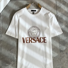 VERS*CE/范*哲 2026春夏新品原单短袖T恤,VERS*CE/范*哲 贸易公司渠道 产品 值 VERS*CE/范*哲 2026春夏新品原单短袖T恤,VERS*CE/范*哲 贸易公司渠道 产品 值