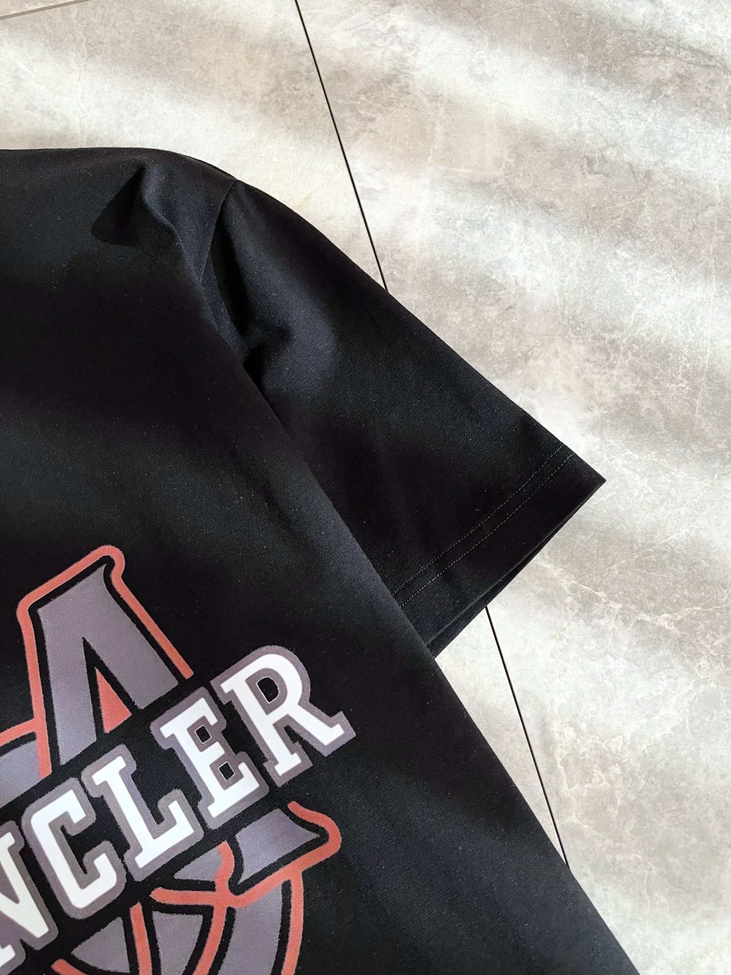 Moncler蒙家 2026春夏最新男女同款👫贸易订单短袖T恤，全品相！！网红款！采用logo图案印花设