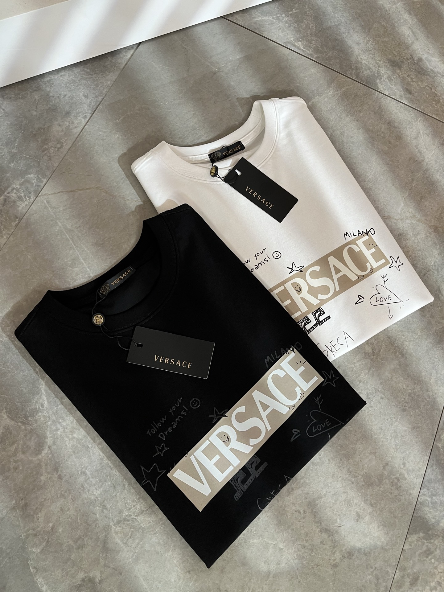 VERS*CE/范*哲  2026春夏新品原单短袖T恤，VERS*CE/范*哲  贸易公司渠道 产品 值