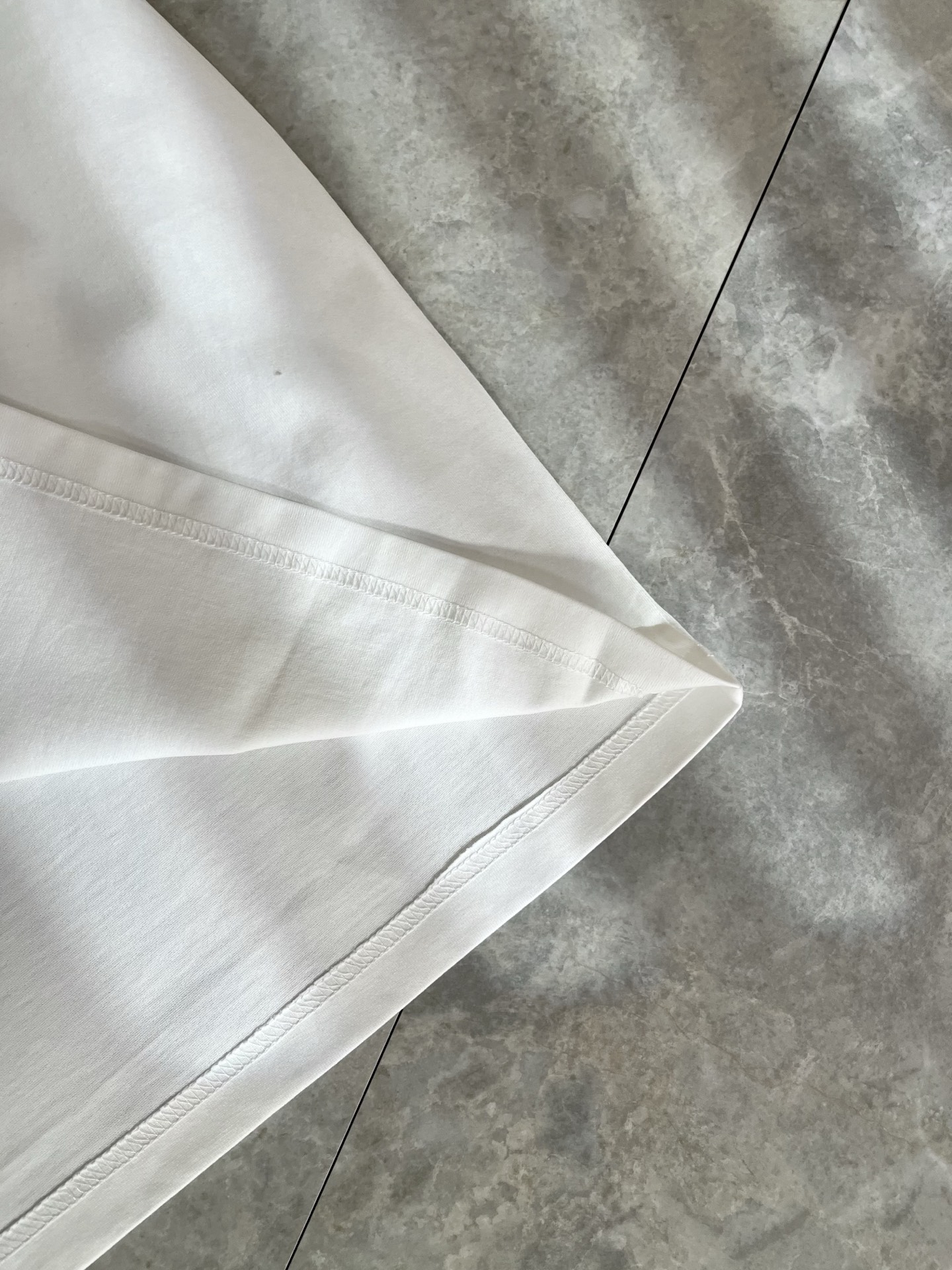 KENZ*高田*三 2026春夏新品男女同款👫短袖T恤，传承经典著作改良后的新品更加的具有立体感官，胸前