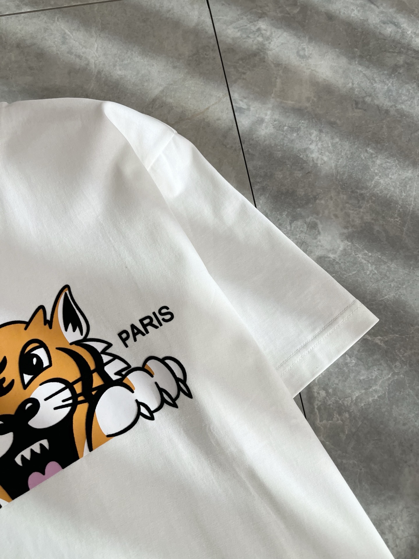 KENZ*高田*三 2026春夏新品男女同款👫短袖T恤，传承经典著作改良后的新品更加的具有立体感官，胸前