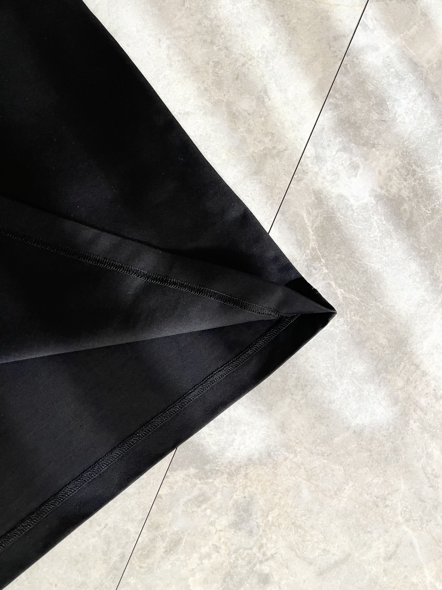 Dio*迪家 2026春夏新款男女同款👫短袖T恤，专柜同步发售！定制专属260克纯棉面料，定制原版工艺螺