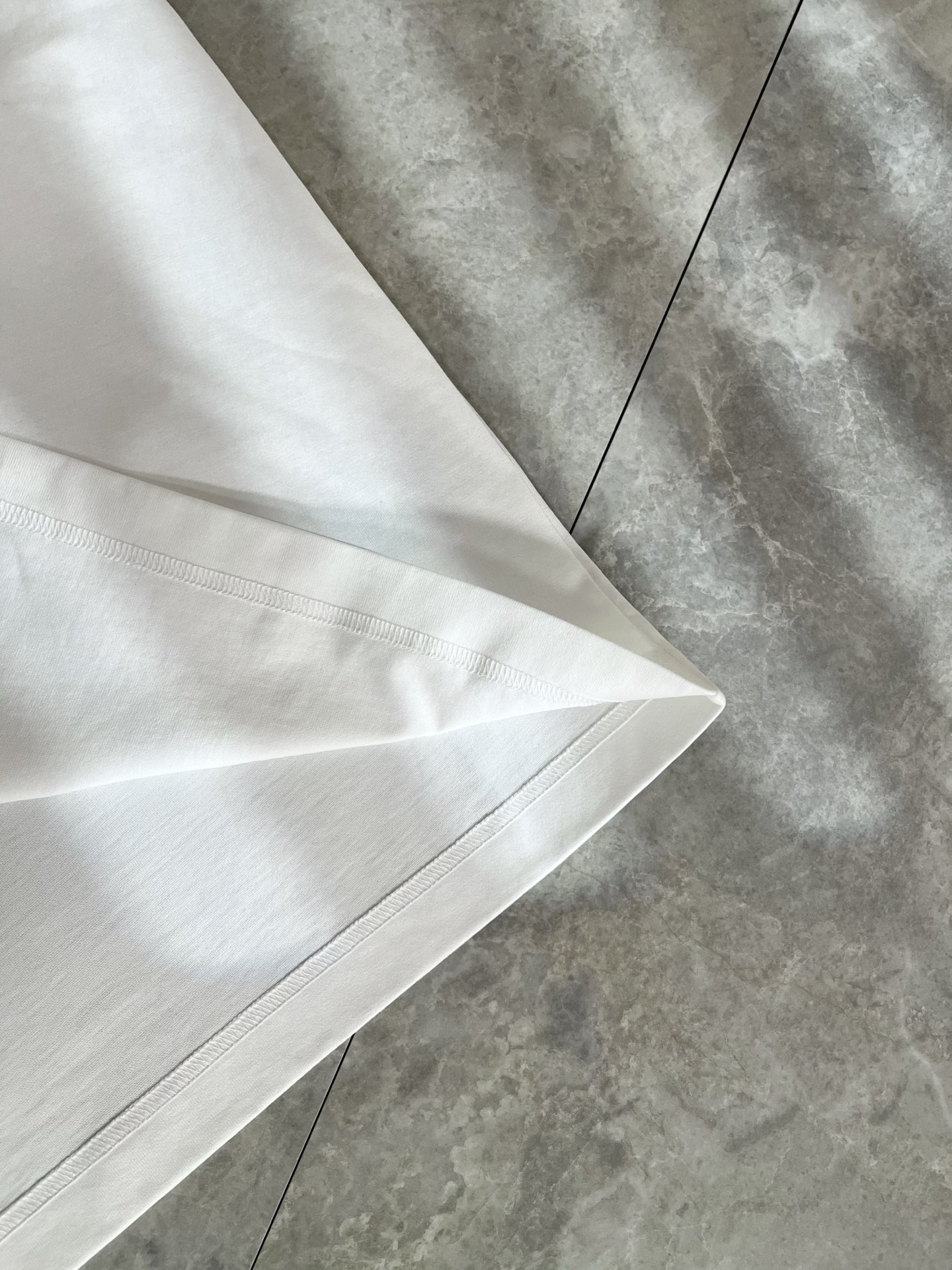 Dio*迪家 2026春夏新款男女同款👫短袖T恤，专柜同步发售！定制专属260克纯棉面料，定制原版工艺螺