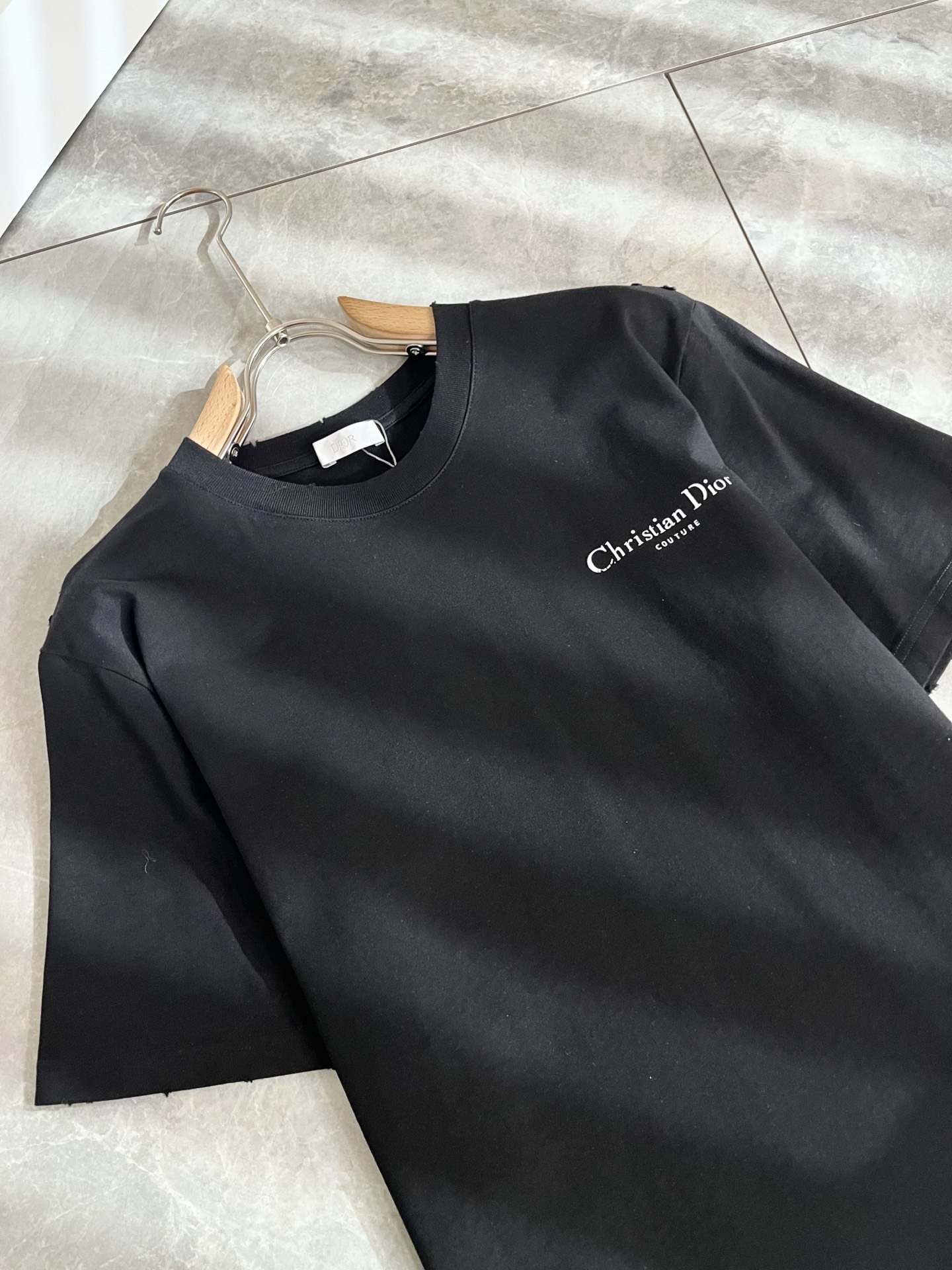 Dio*迪家 2026春夏新款男女同款👫短袖T恤，专柜同步发售！定制专属260克纯棉面料，定制原版工艺螺