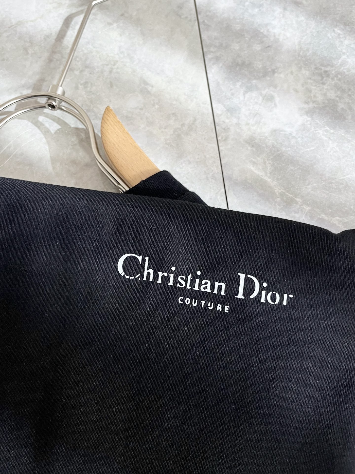 Dio*迪家 2026春夏新款男女同款👫短袖T恤，专柜同步发售！定制专属260克纯棉面料，定制原版工艺螺