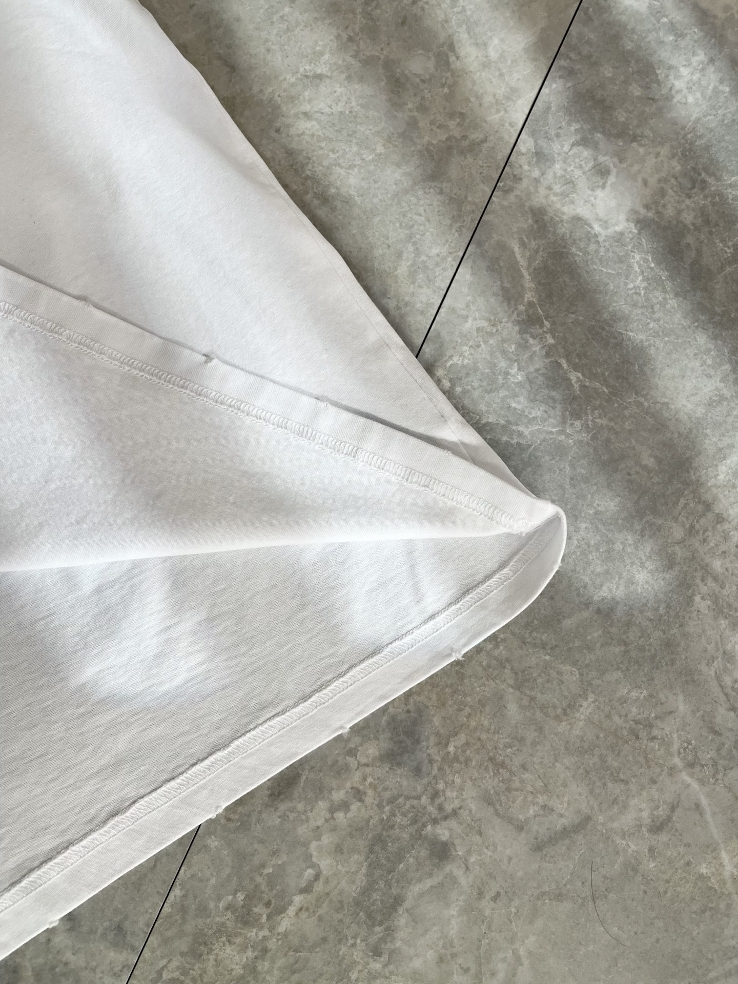 Dio*迪家 2026春夏新款男女同款👫短袖T恤，专柜同步发售！定制专属260克纯棉面料，定制原版工艺螺