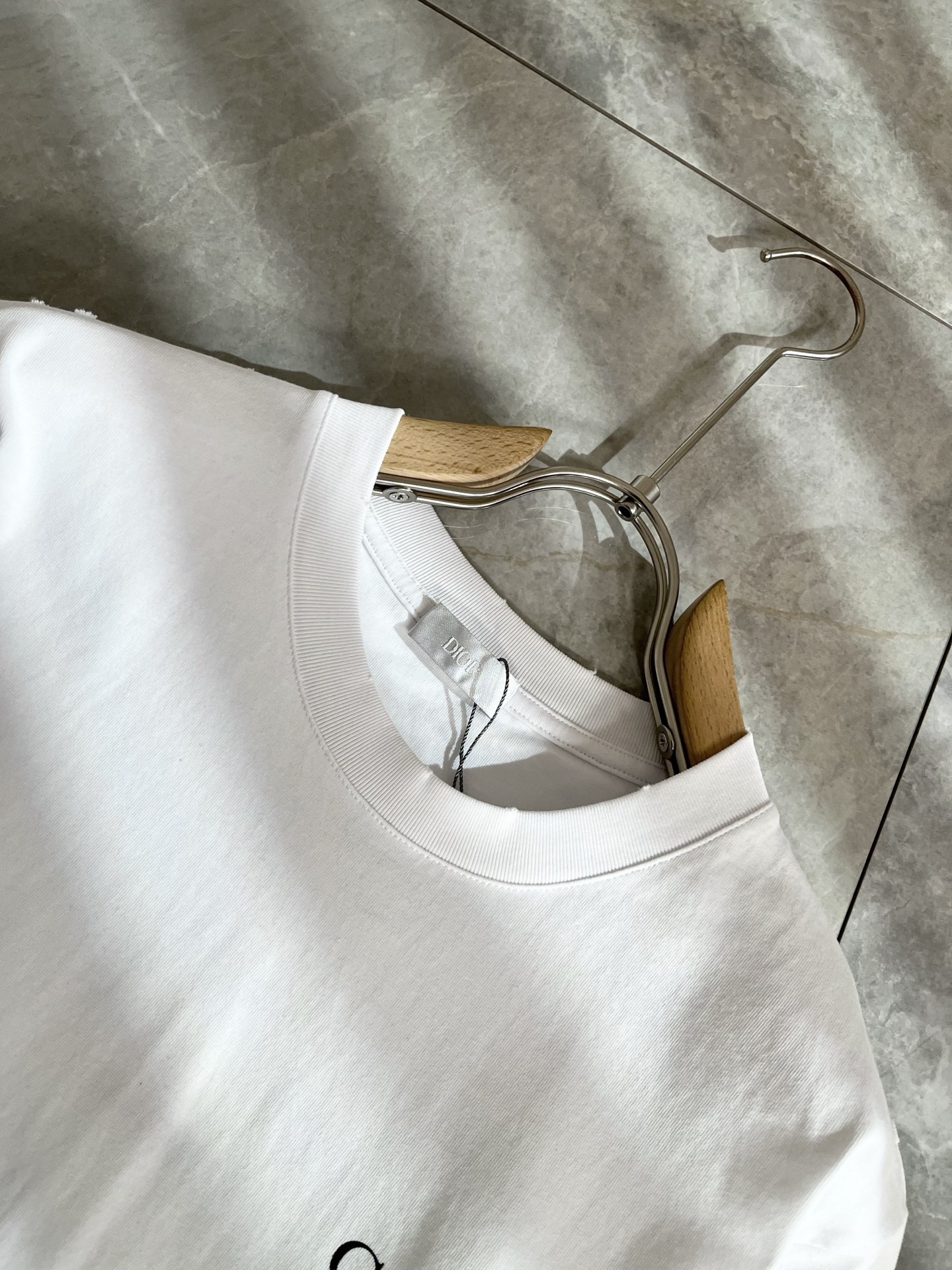 Dio*迪家 2026春夏新款男女同款👫短袖T恤，专柜同步发售！定制专属260克纯棉面料，定制原版工艺螺