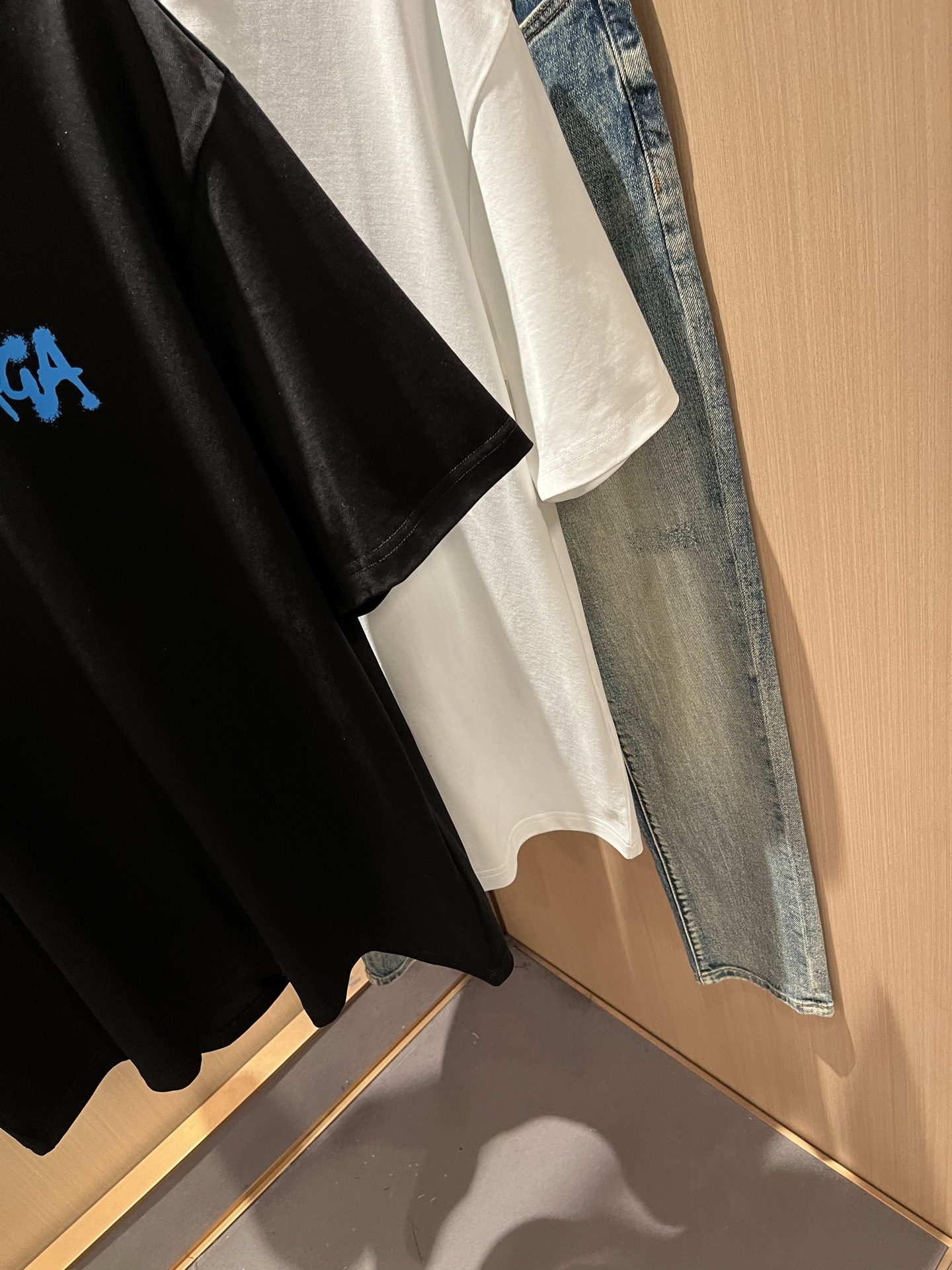 BALENCI*GA巴黎*家 2026春夏新款男女同款👫短袖T恤！走秀图案印花时尚休闲短袖T恤衫！设计l