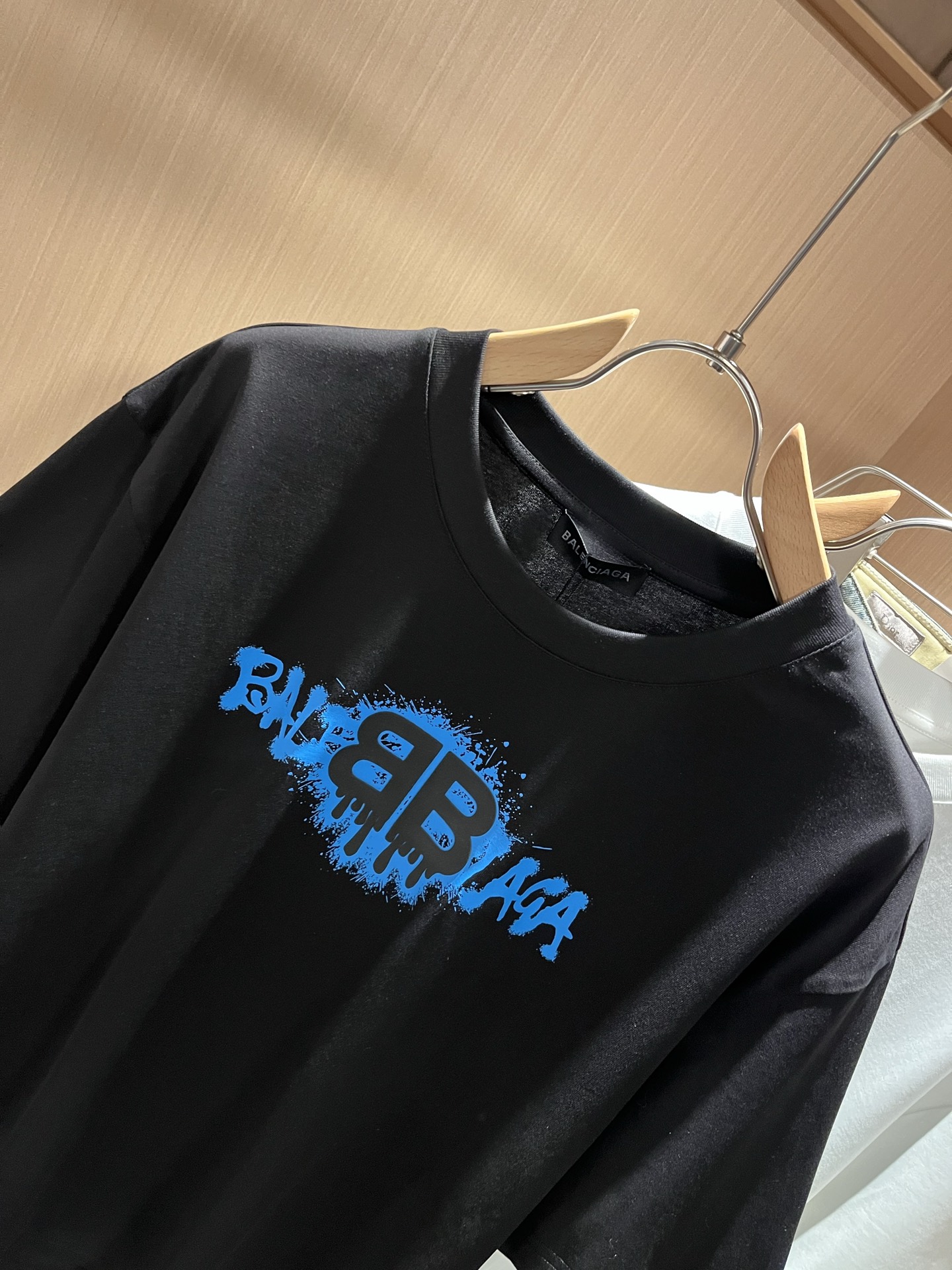 BALENCI*GA巴黎*家 2026春夏新款男女同款👫短袖T恤！走秀图案印花时尚休闲短袖T恤衫！设计l