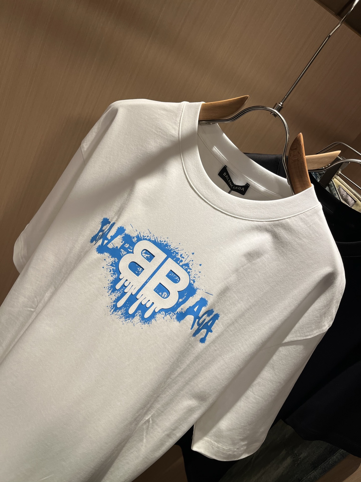 BALENCI*GA巴黎*家 2026春夏新款男女同款👫短袖T恤！走秀图案印花时尚休闲短袖T恤衫！设计l