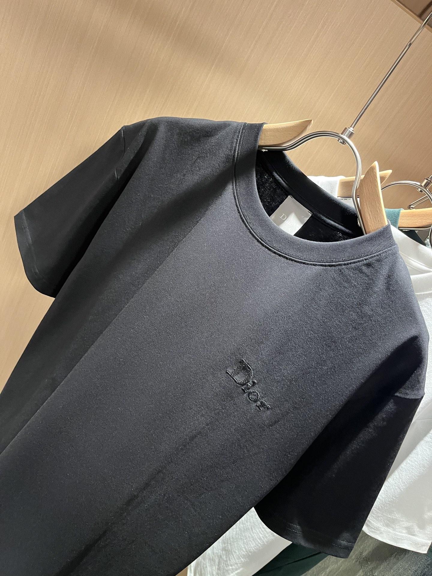 Dio*迪家 2026春夏新款男女同款👫短袖T恤，专柜同步发售！定制专属260克纯棉面料，定制原版工艺螺