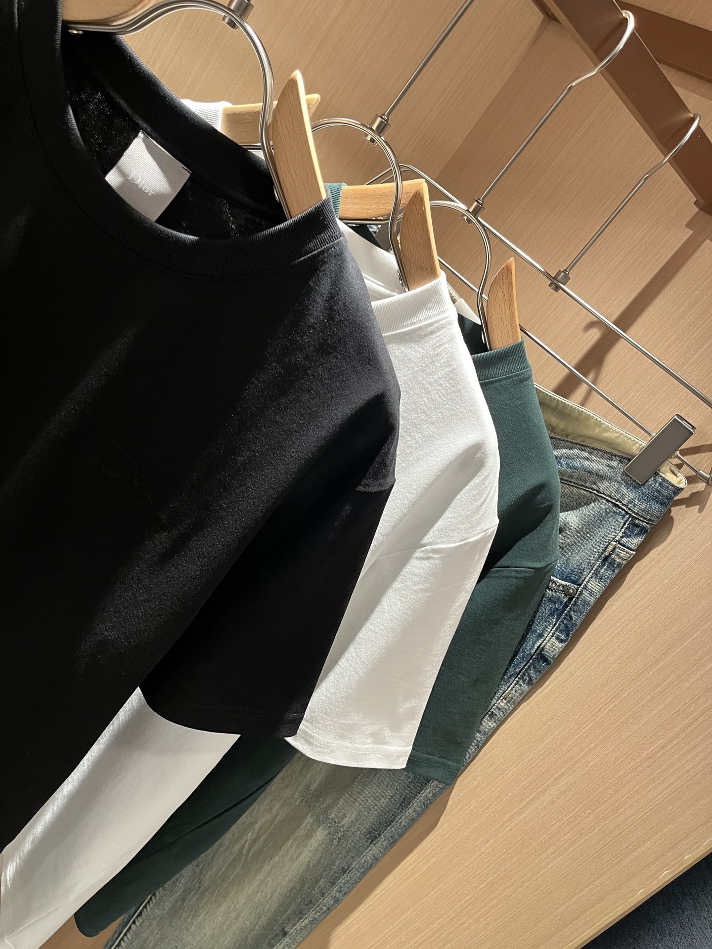 Dio*迪家 2026春夏新款男女同款👫短袖T恤，专柜同步发售！定制专属260克纯棉面料，定制原版工艺螺