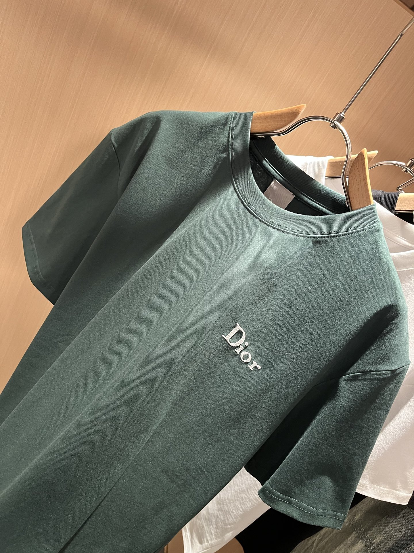 Dio*迪家 2026春夏新款男女同款👫短袖T恤，专柜同步发售！定制专属260克纯棉面料，定制原版工艺螺