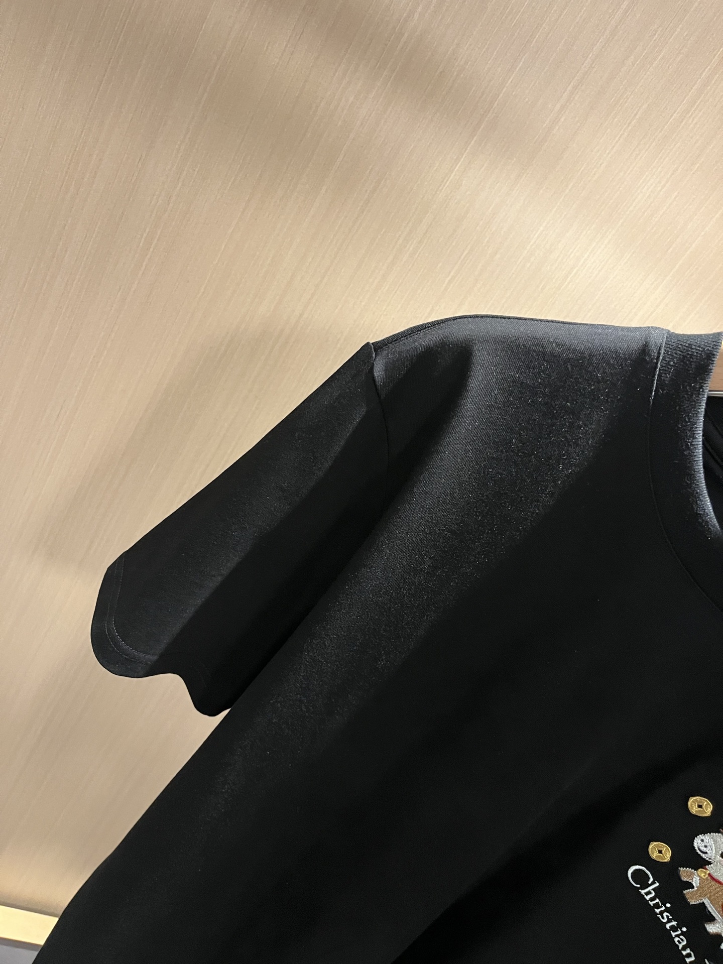 Dio*迪家 2026春夏新款男女同款👫短袖T恤，专柜同步发售！定制专属260克纯棉面料，定制原版工艺螺