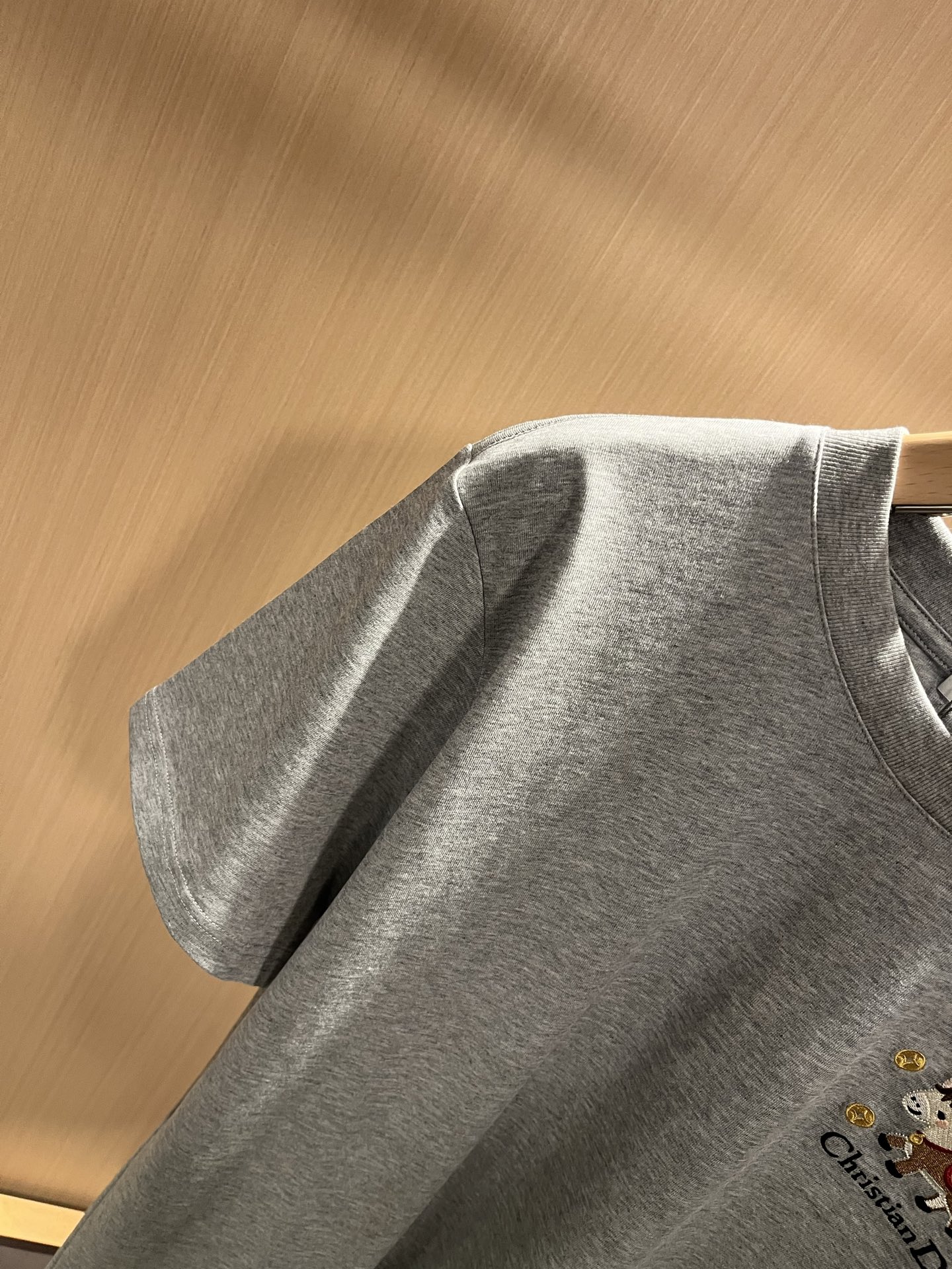 Dio*迪家 2026春夏新款男女同款👫短袖T恤，专柜同步发售！定制专属260克纯棉面料，定制原版工艺螺