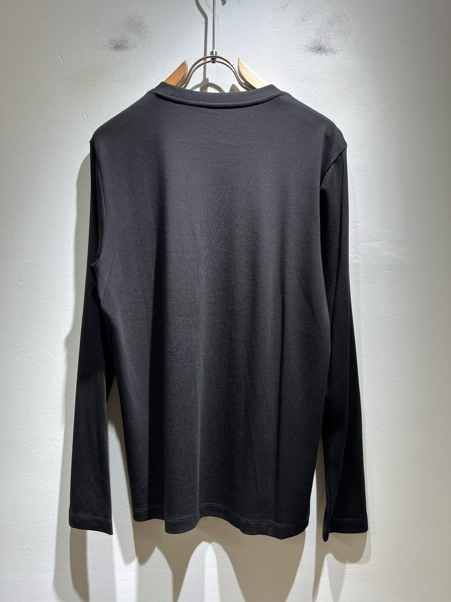 FEN*I 芬*迪2026春夏新款FD家族FF男女同款👫打底衫，男女同款👫百搭极简短袖。意大利原厂订单，