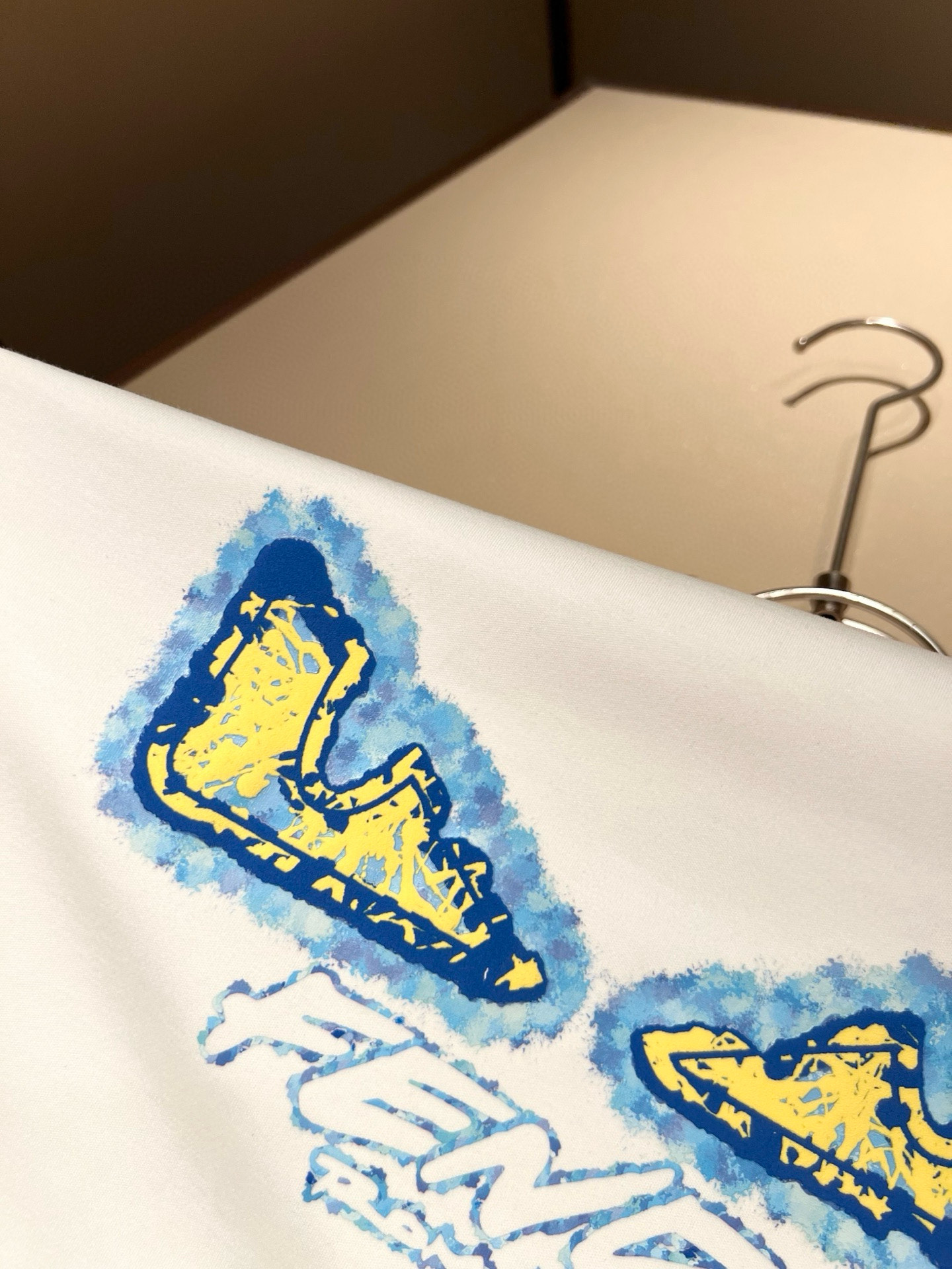 FEN*I 芬*迪2026春夏新款FD家族FF男女同款👫打底衫，男女同款👫百搭极简短袖。意大利原厂订单，