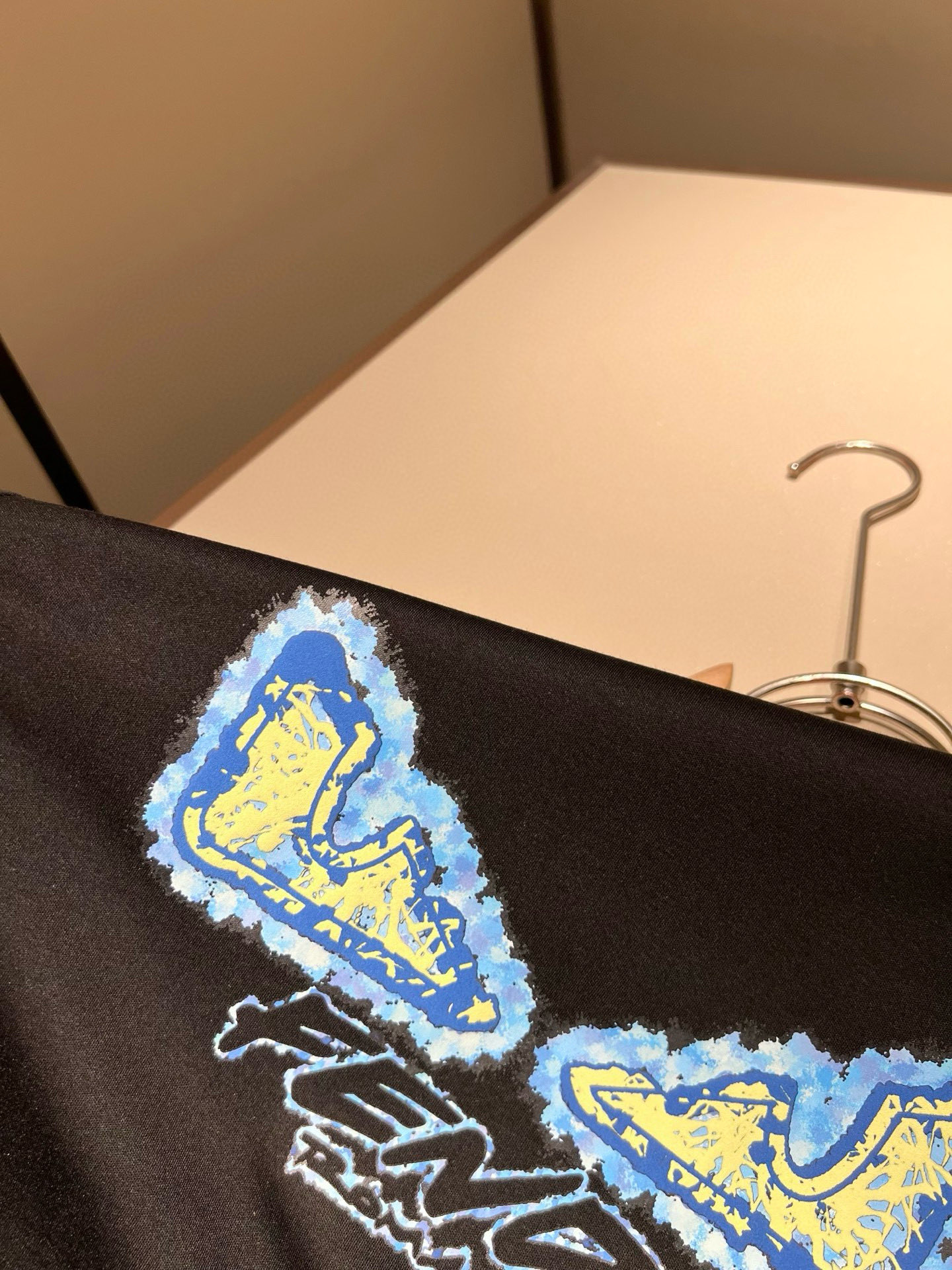 FEN*I 芬*迪2026春夏新款FD家族FF男女同款👫打底衫，男女同款👫百搭极简短袖。意大利原厂订单，