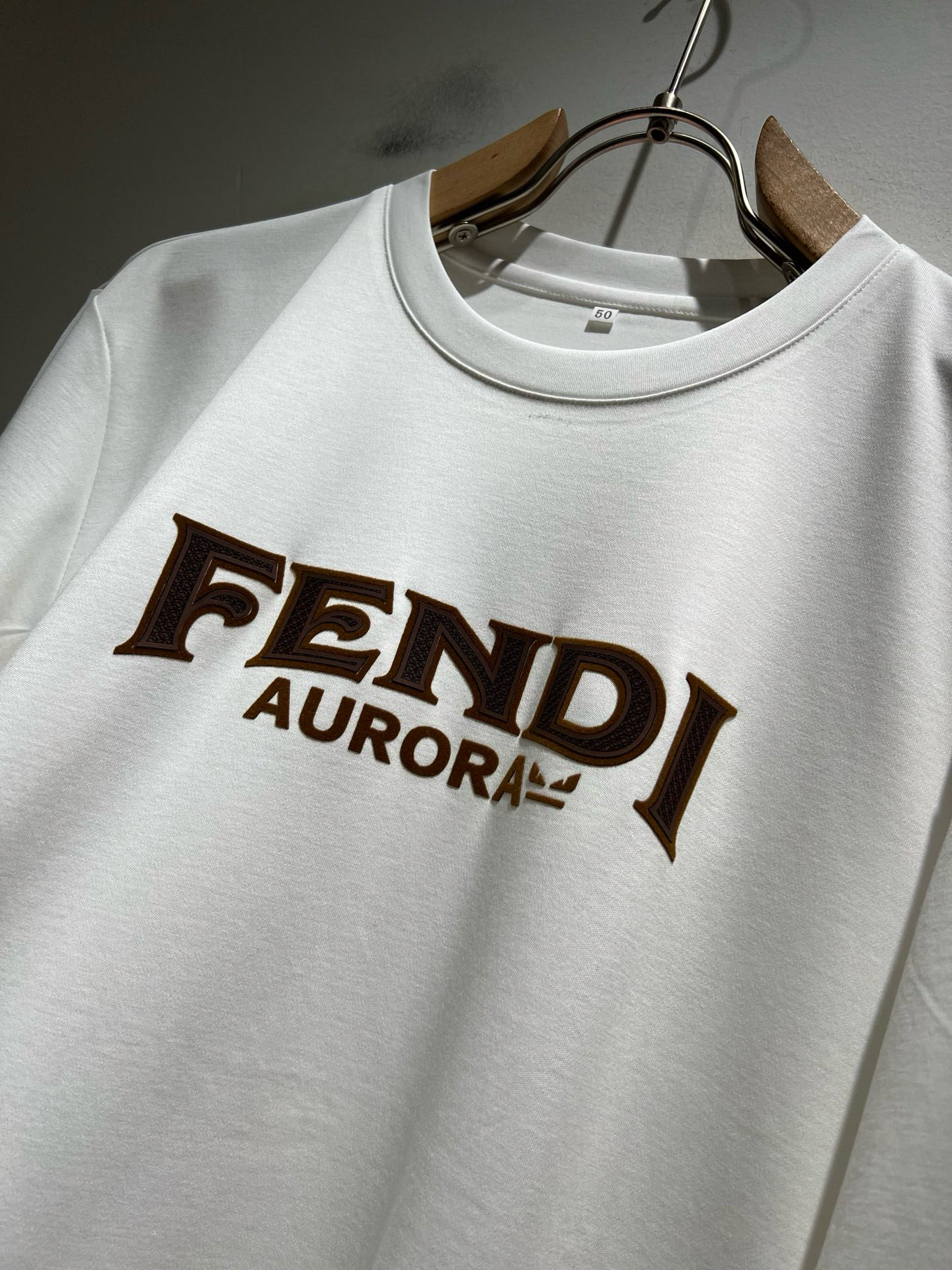 FEN*I 芬*迪2026春夏新款FD家族FF男女同款👫打底衫，男女同款👫百搭极简短袖。意大利原厂订单，