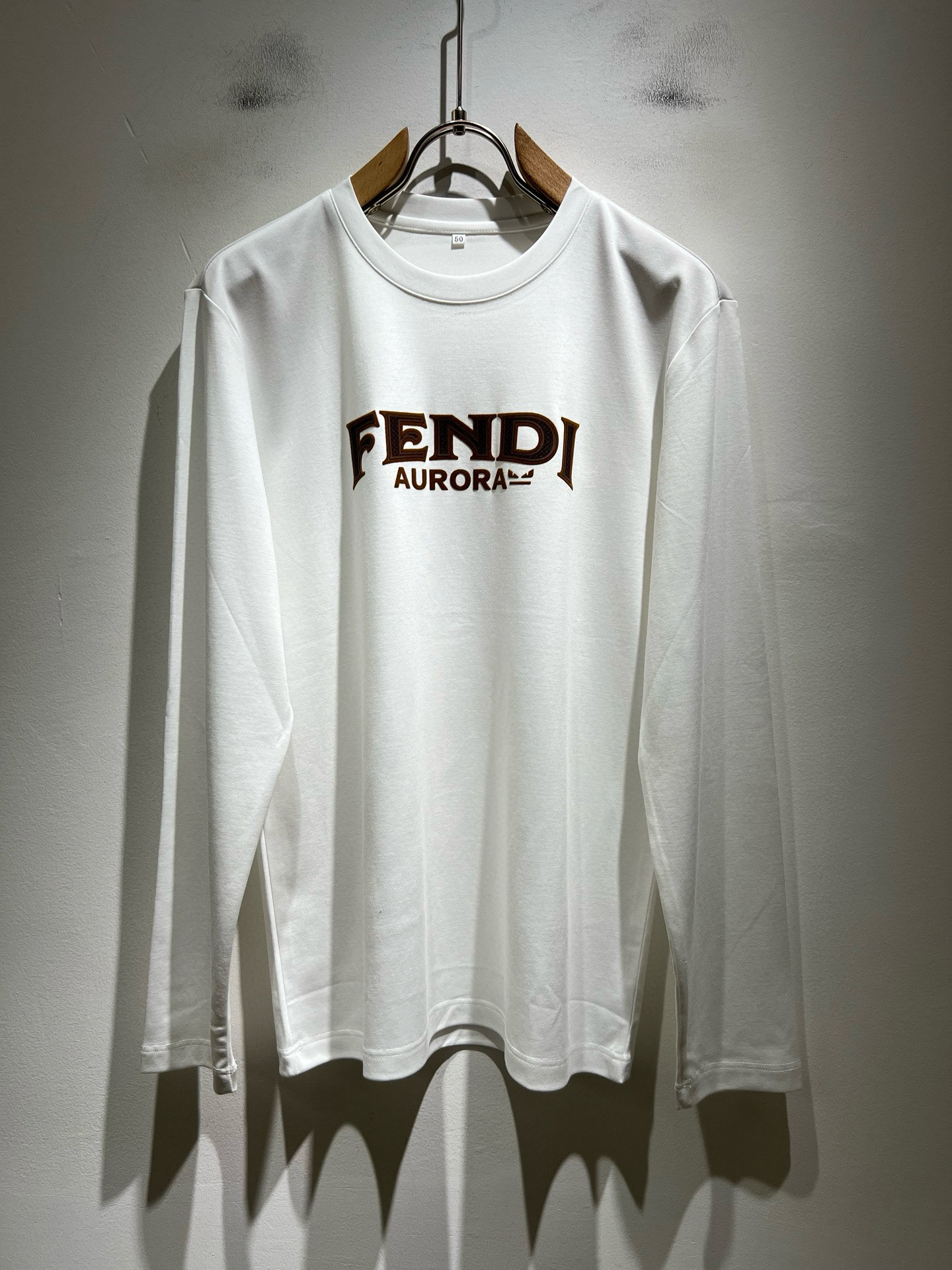 FEN*I 芬*迪2026春夏新款FD家族FF男女同款👫打底衫，男女同款👫百搭极简短袖。意大利原厂订单，