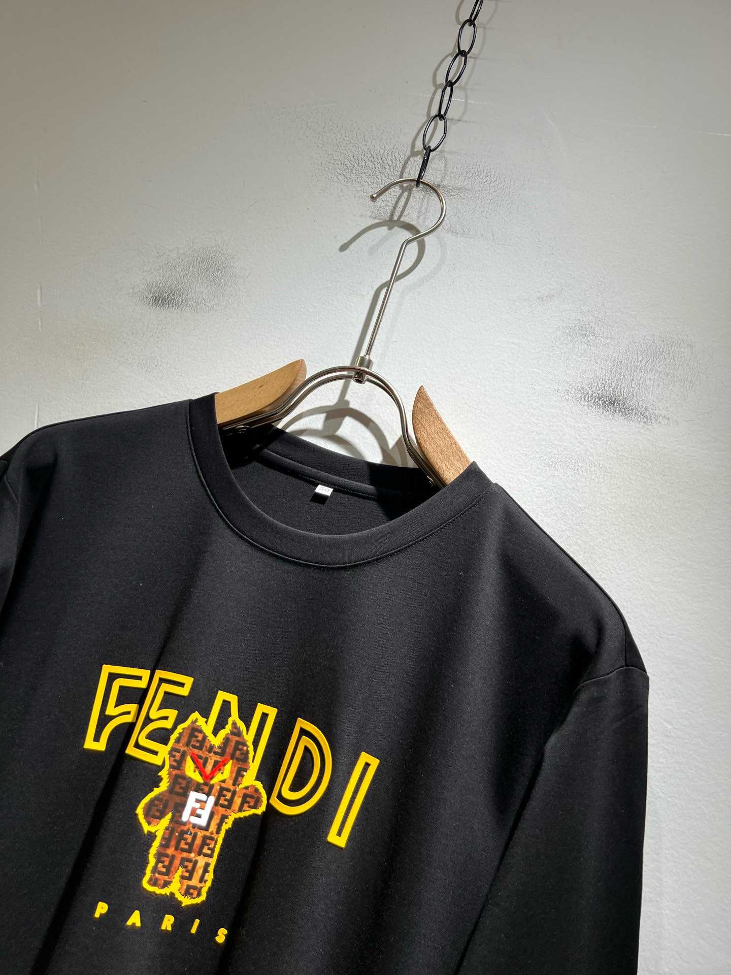 FEN*I 芬*迪2026春夏新款FD家族FF男女同款👫打底衫，男女同款👫百搭极简短袖。意大利原厂订单，